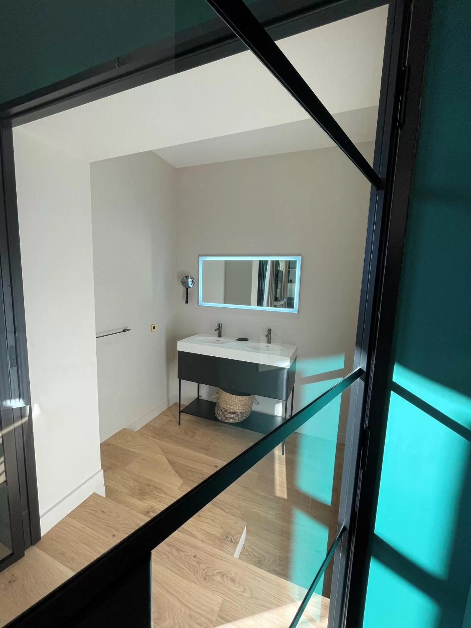 Bedroom, Bed in Château de Neyran chambre d'hôtes & Spa