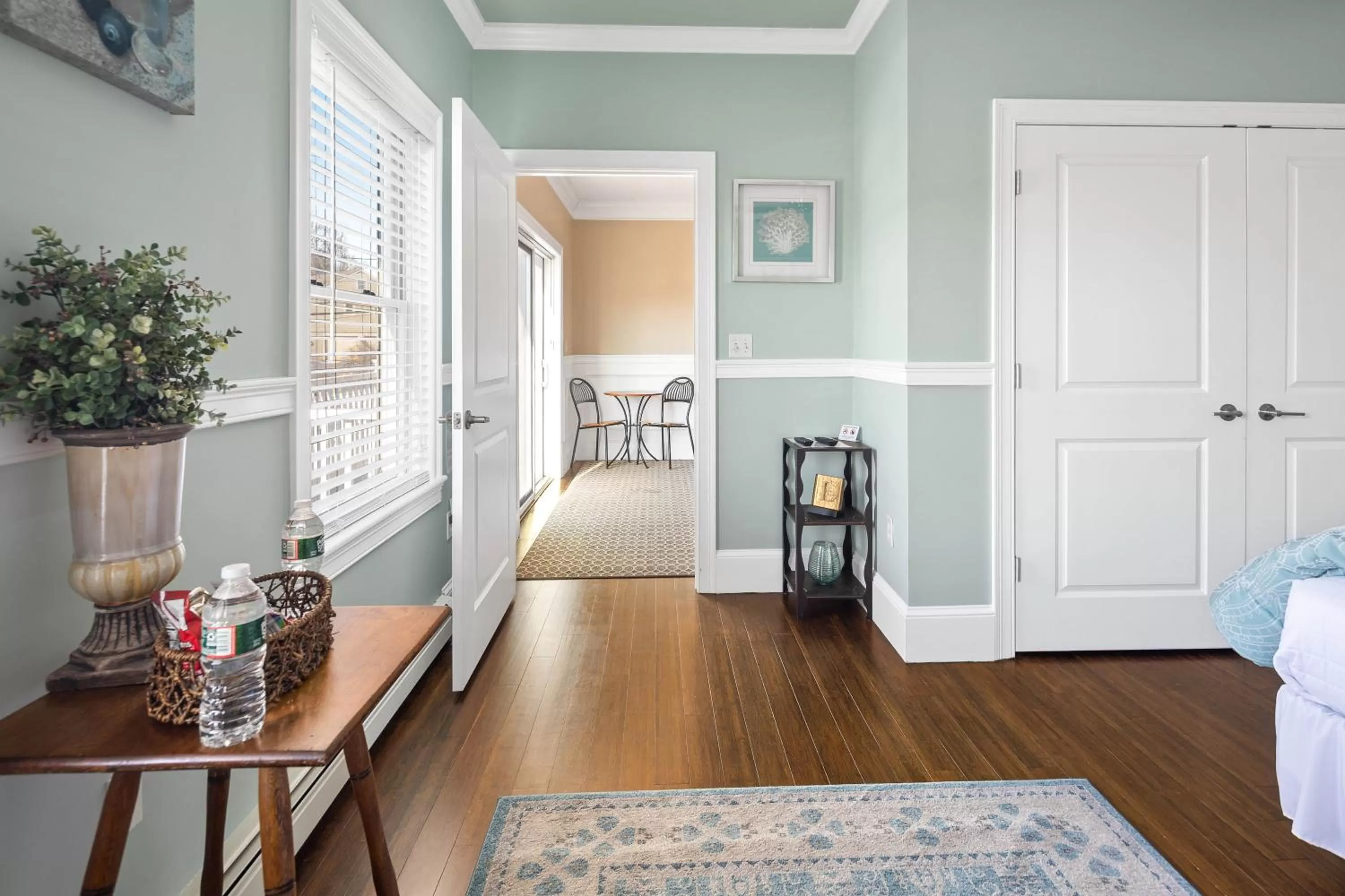 Bed in The Beacon Waterfront Inn