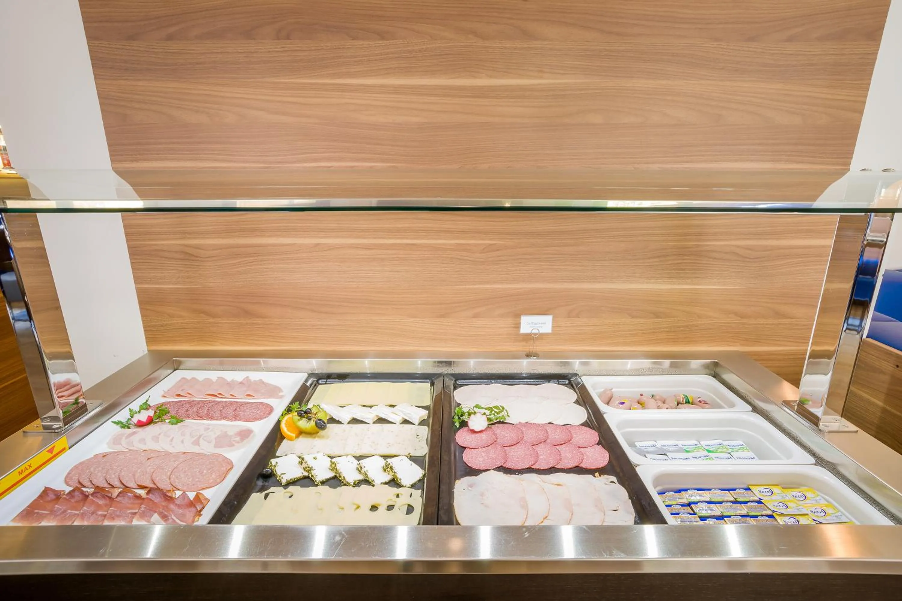 Buffet breakfast in Hotel Rega Stuttgart