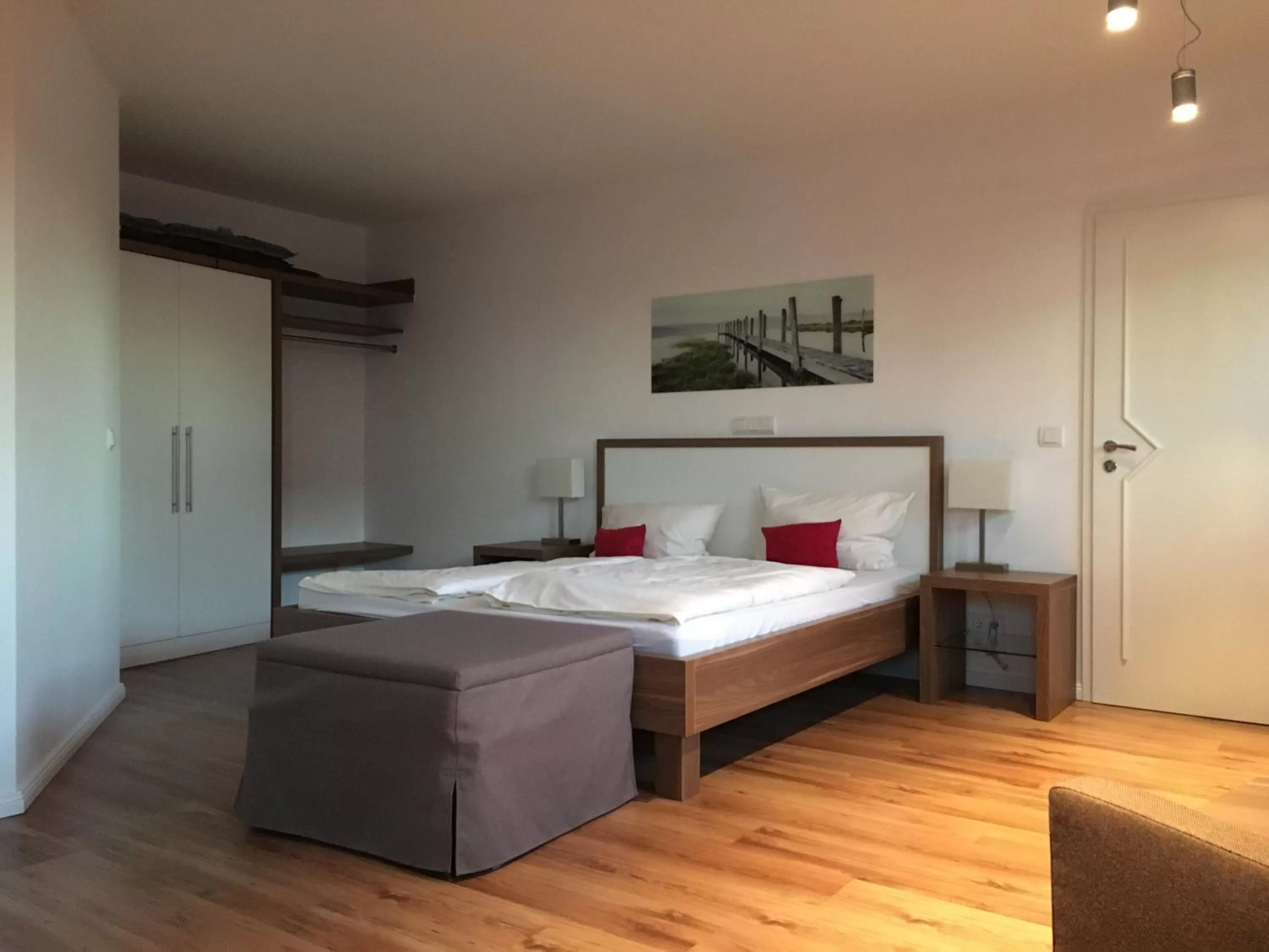 Photo of the whole room, Bed in Seaside-Strandhotel