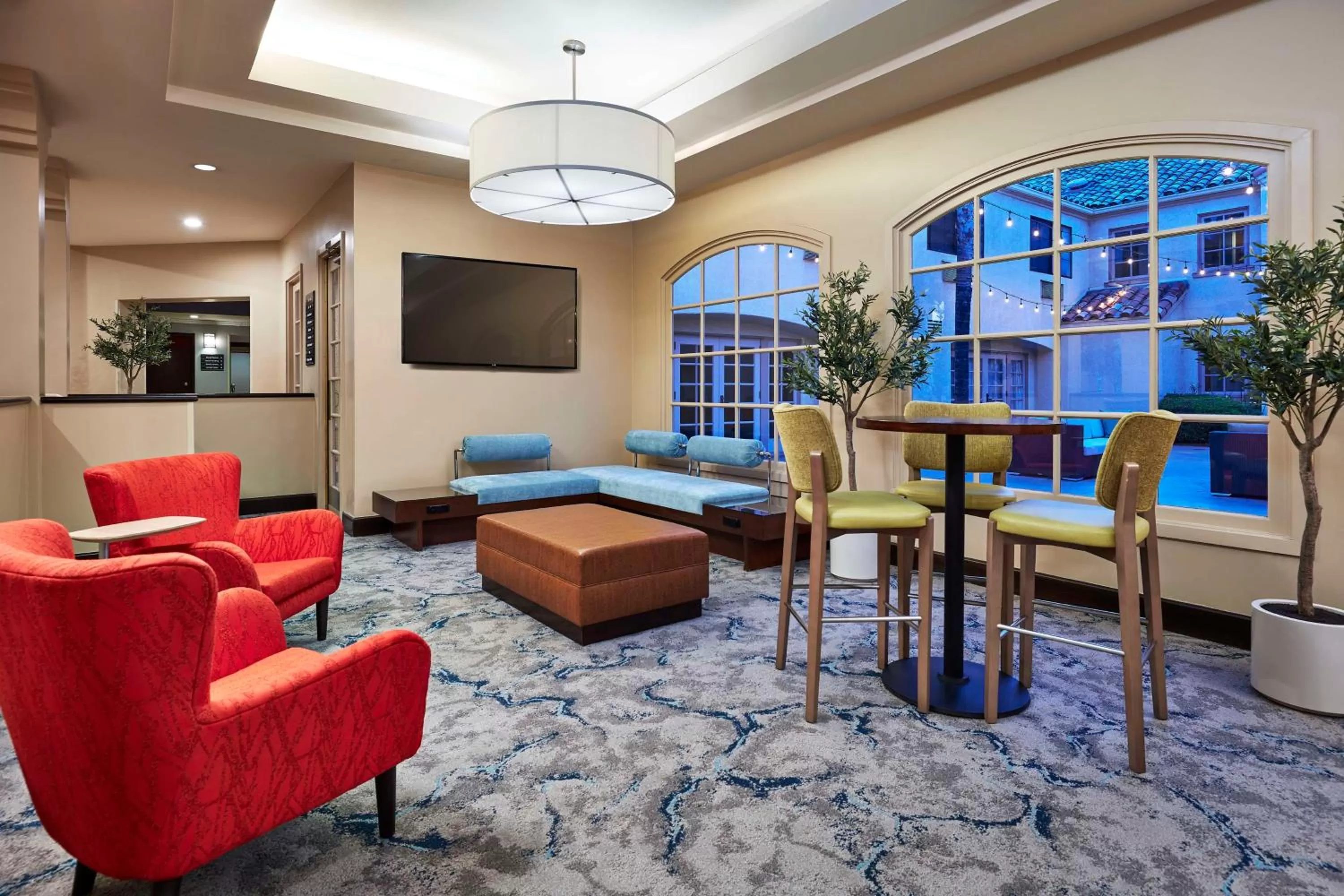 Lobby or reception in Hilton Garden Inn Valencia Six Flags