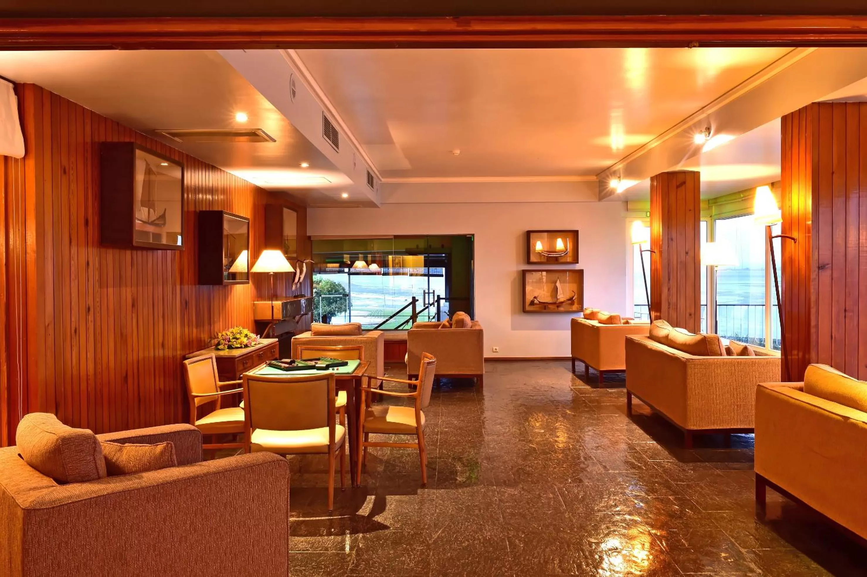 Communal lounge/ TV room in Pousada da Ria