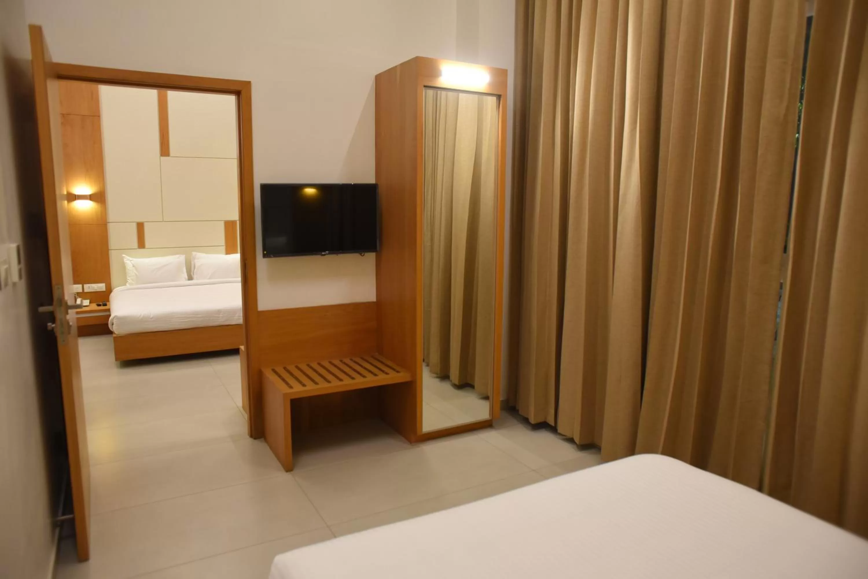 Bedroom, Bed in RATHNA RESIDENCY - Near US CONSULATE