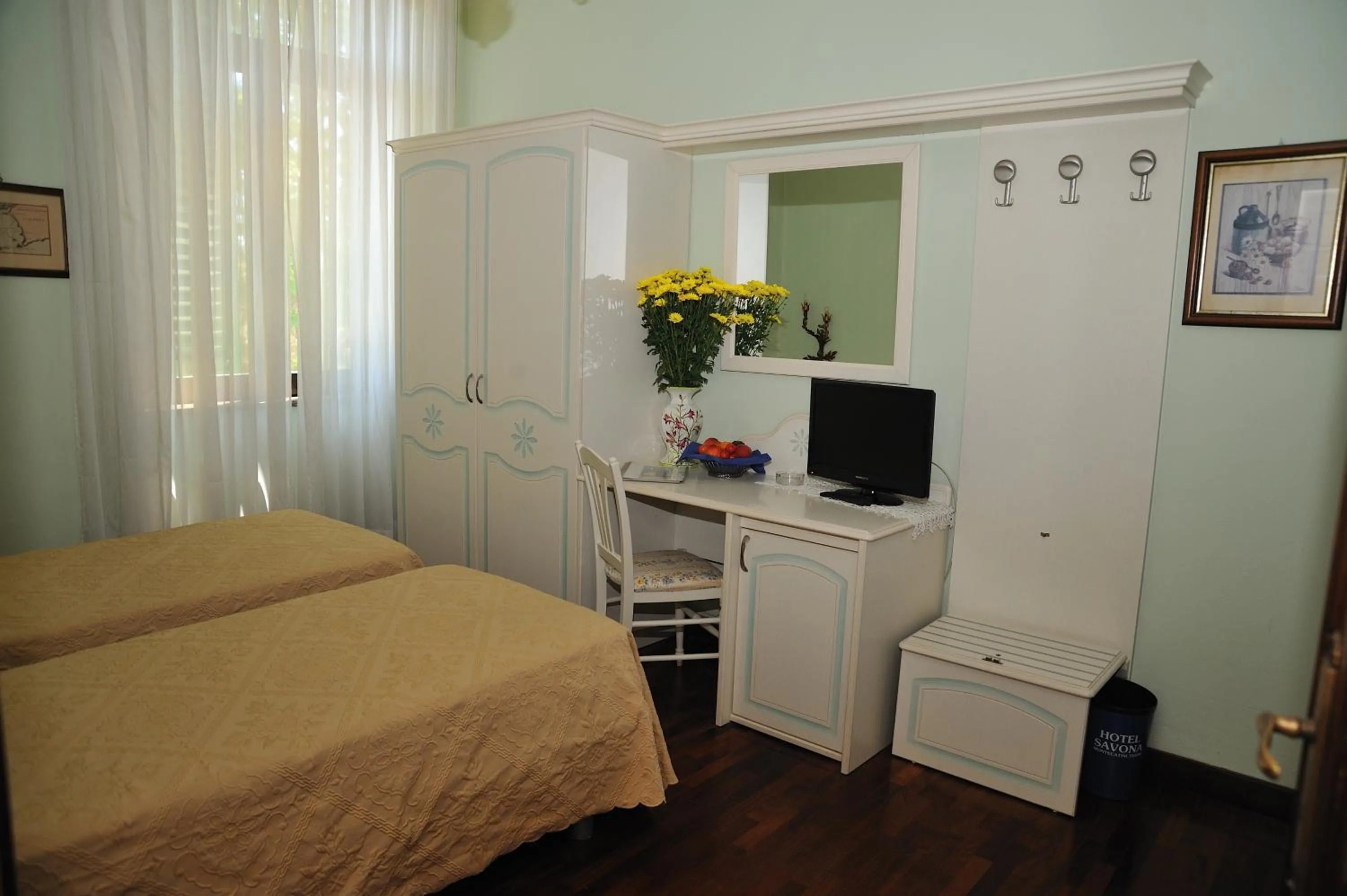 Photo of the whole room, Bed in Hotel Savona