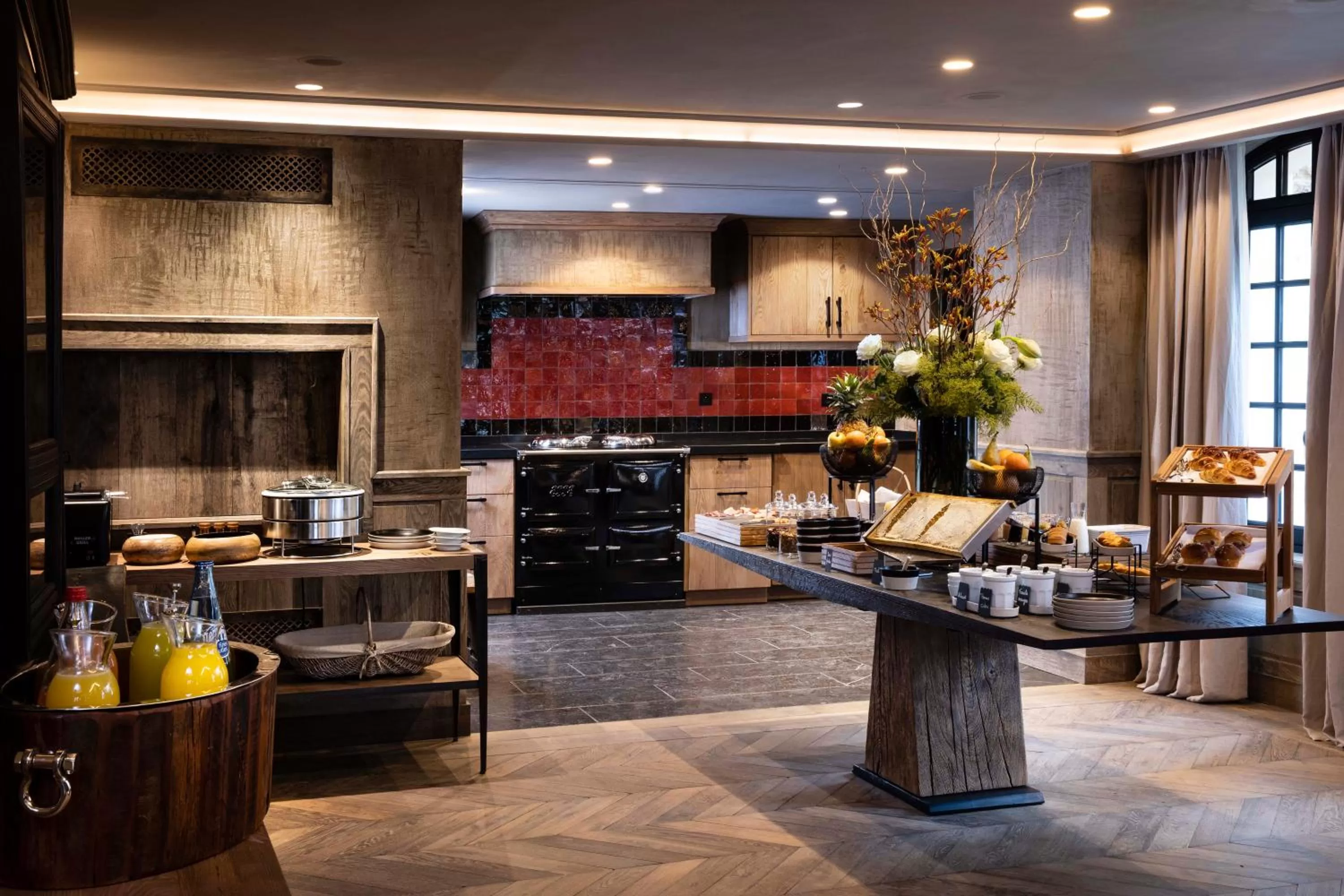 Food in Hôtel Saint-Delis - La Maison du Peintre - Relais & Châteaux