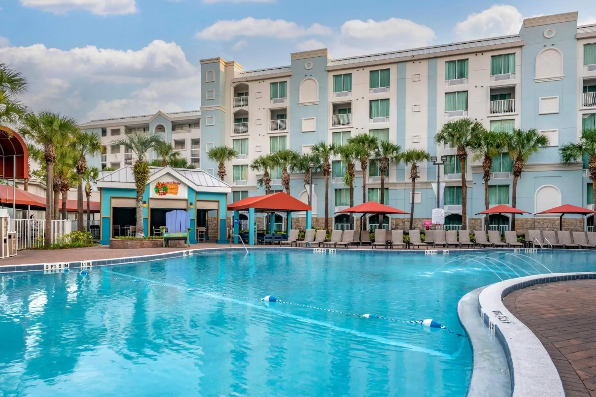 Swimming pool in Holiday Inn Resort Orlando - Lake Buena Vista by IHG
