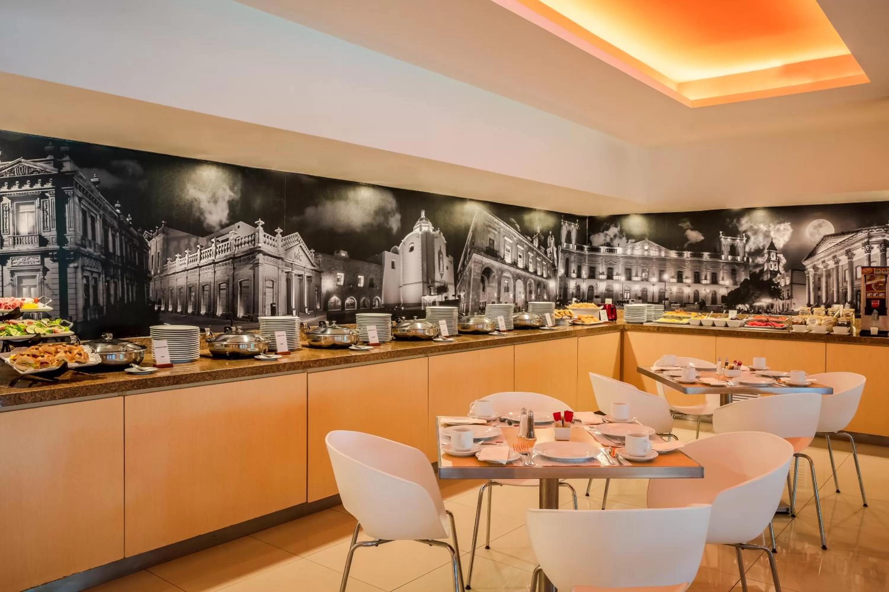 Lobby or reception in Fiesta Inn San Luis Potosi Glorieta Juarez