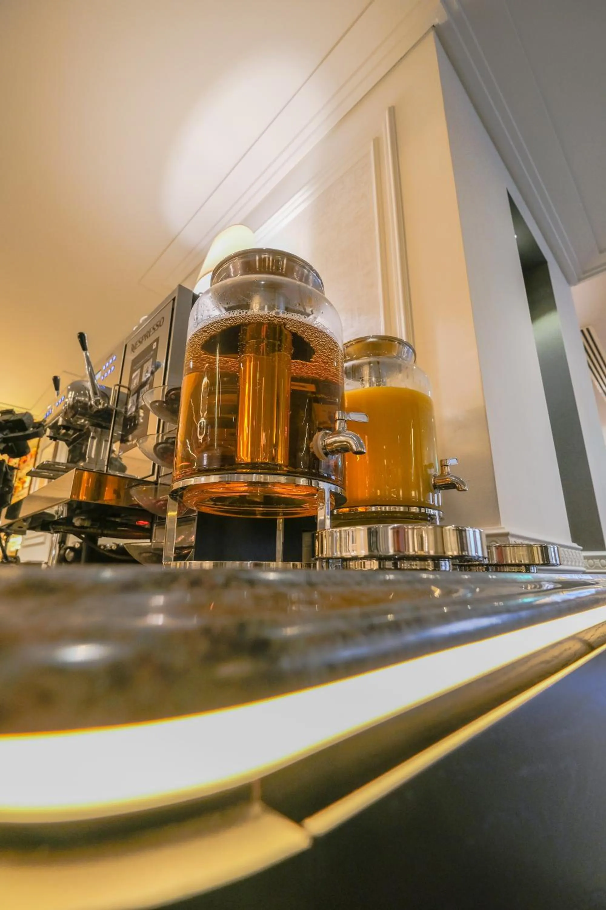 Breakfast in Belvedere Hotel, Dublin City Centre