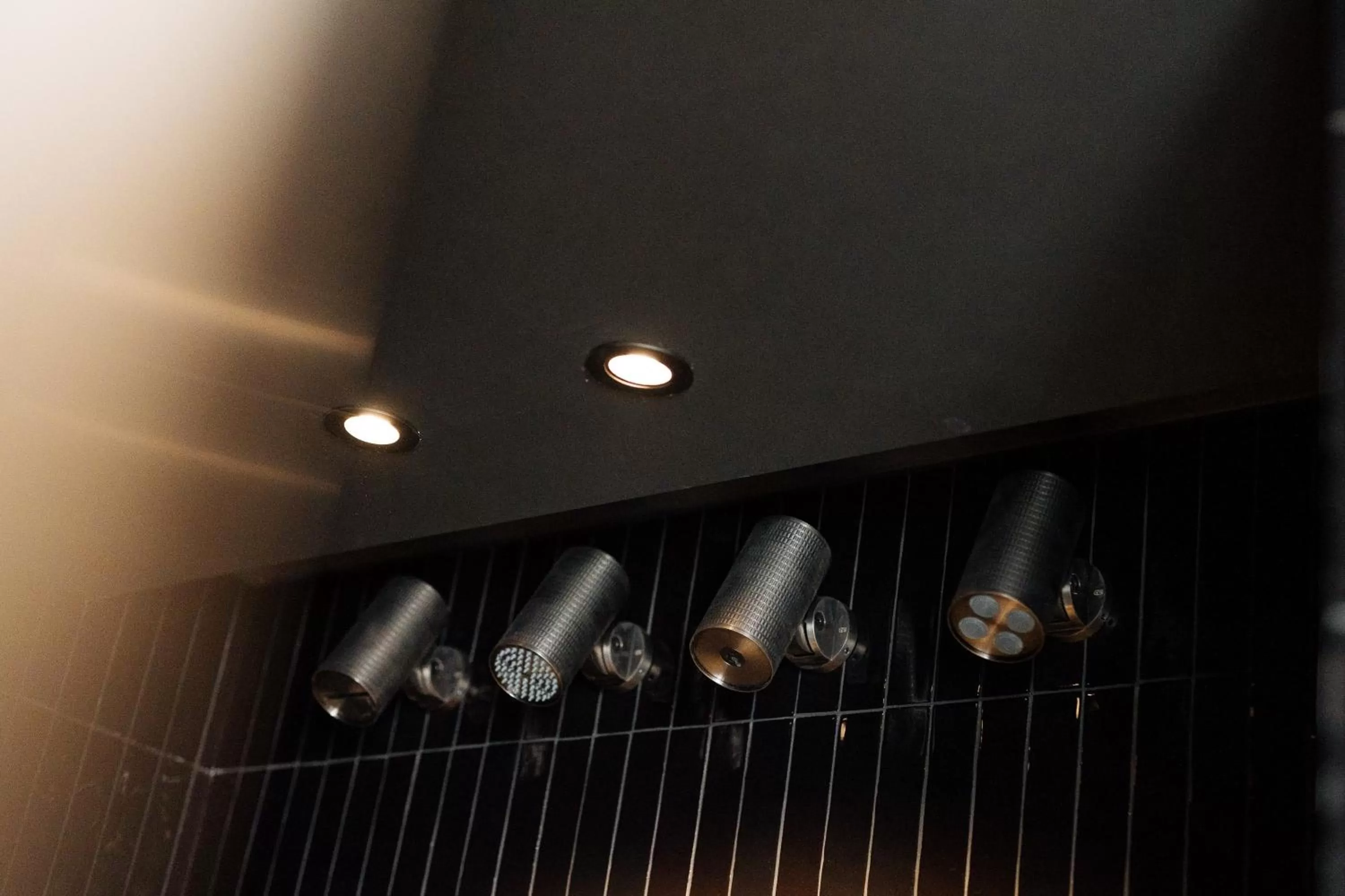 Shower in Cosmopolite Hotel Nieuwpoort-Bad