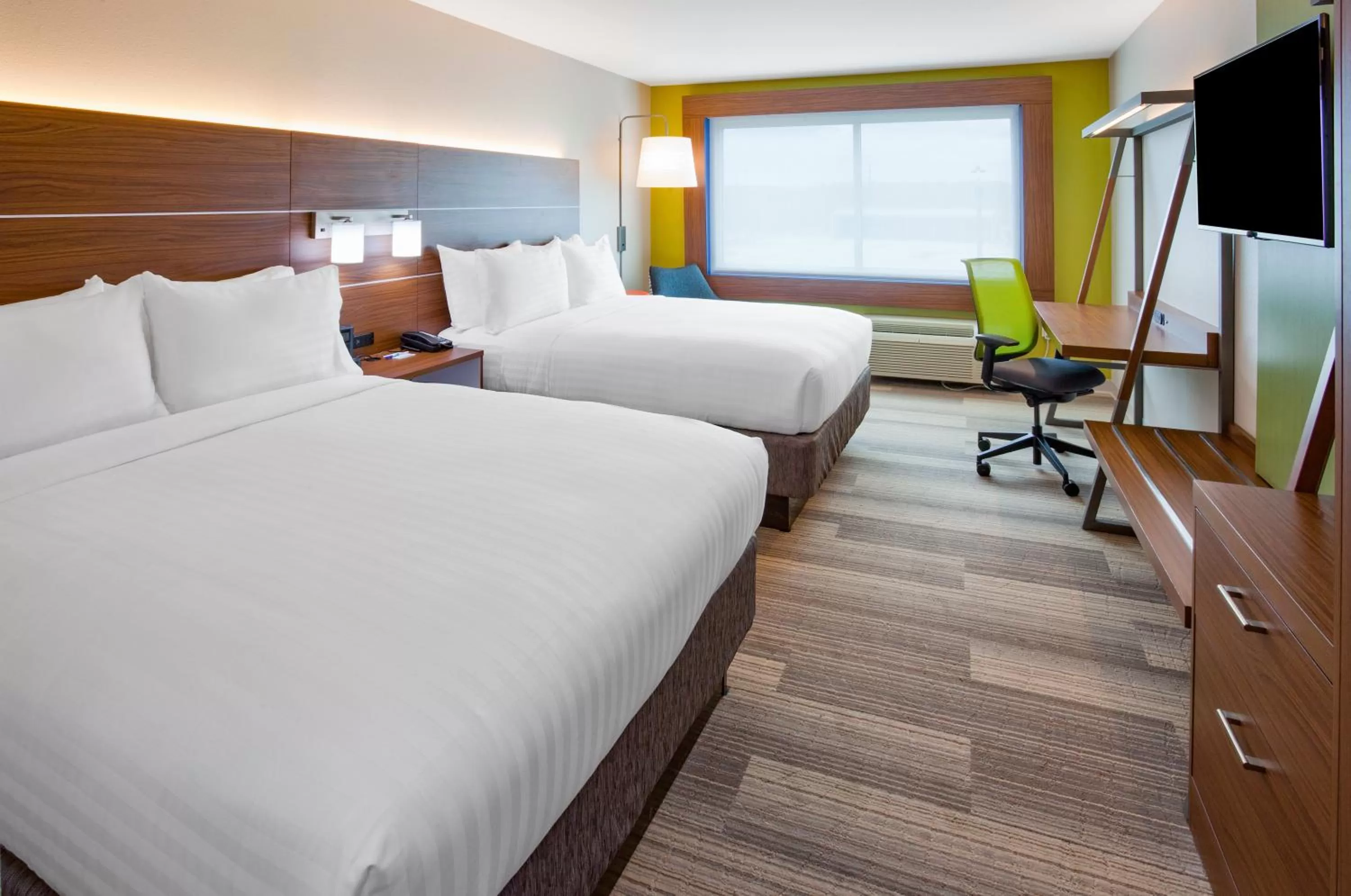 Queen Room with Two Queen Beds in Holiday Inn Express and Suites Des Moines Downtown, an IHG Hotel