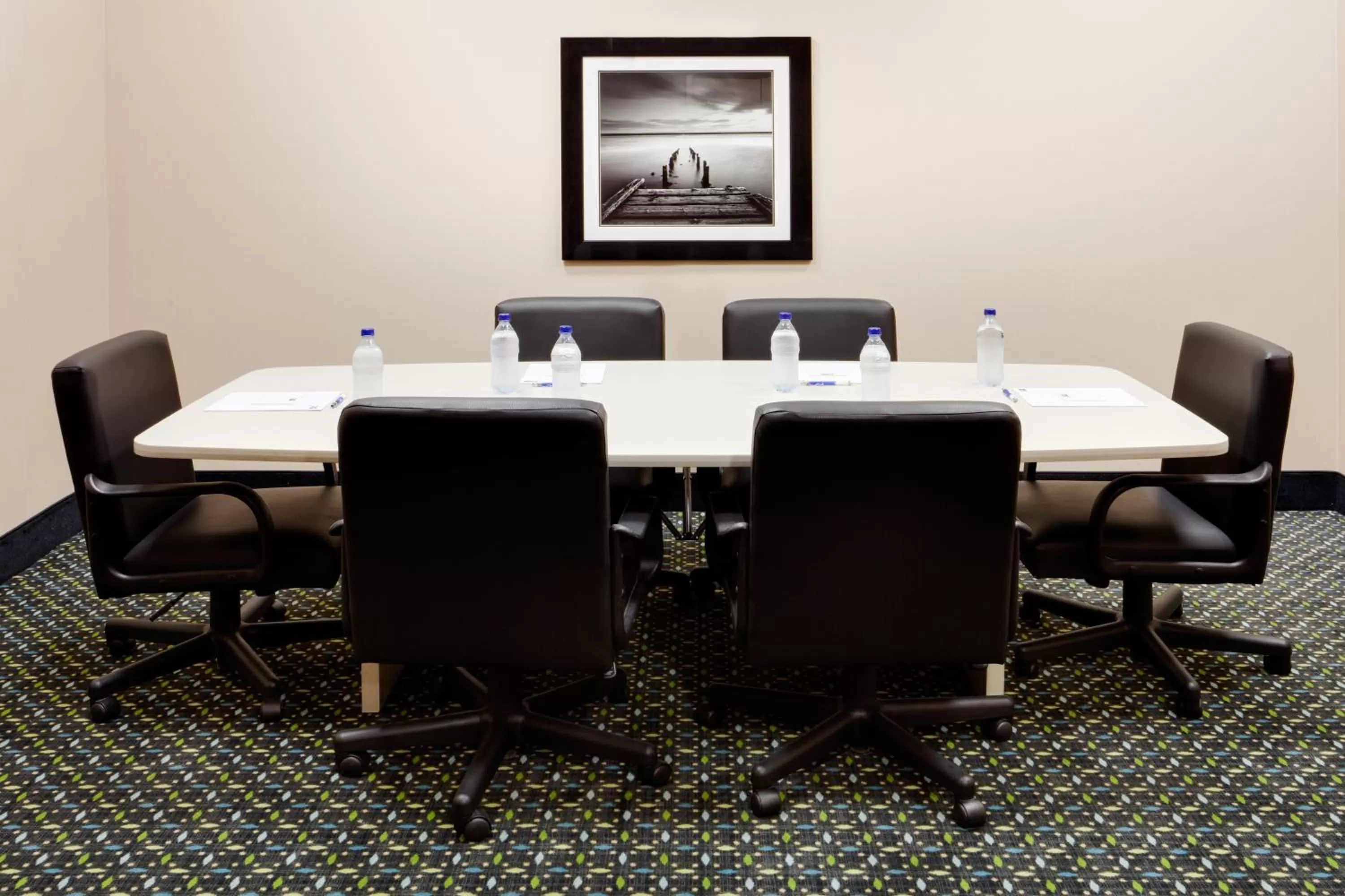 Meeting/conference room in Holiday Inn Express & Suites Smithfield - Providence by IHG
