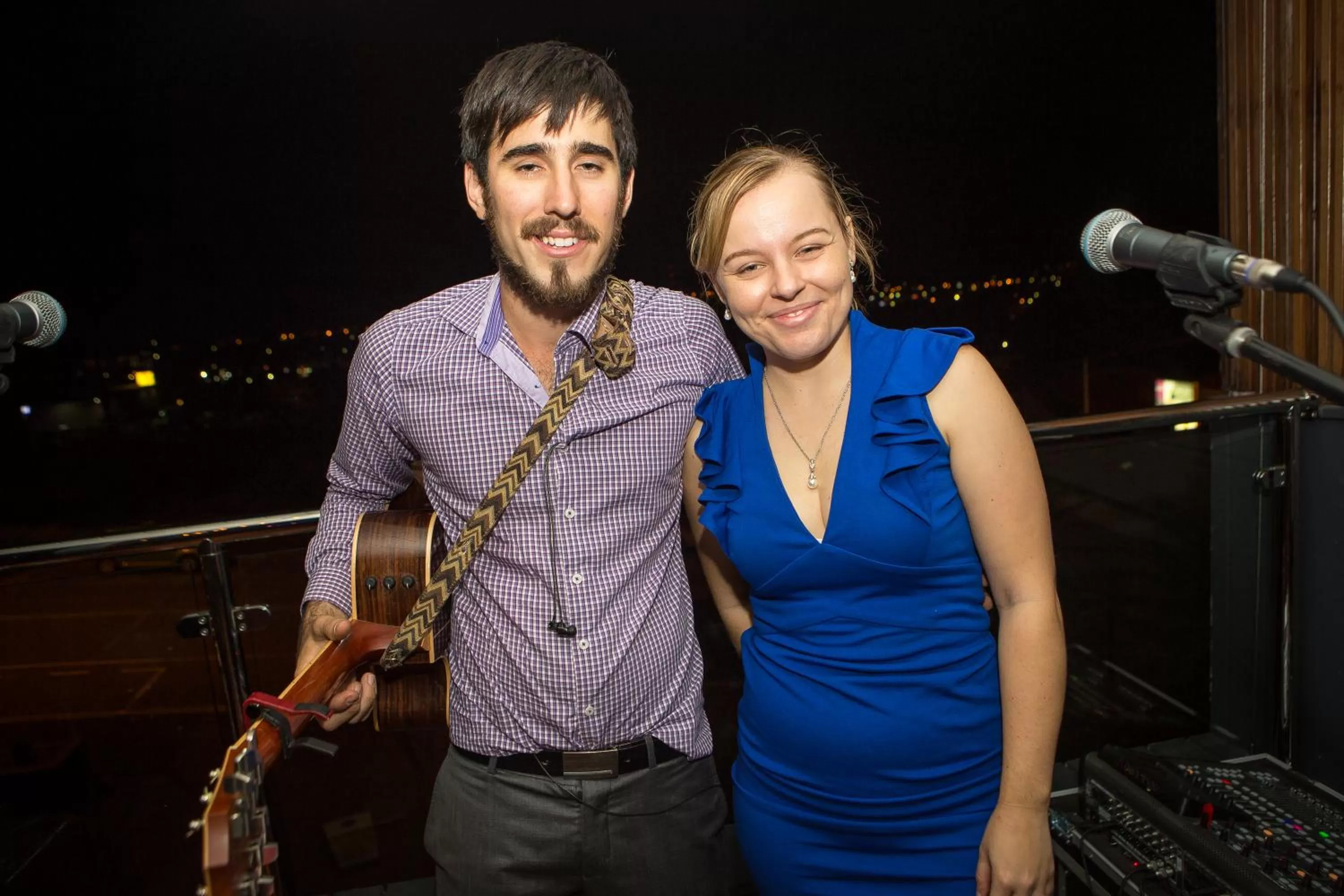 Evening entertainment in Gladstone Reef Hotel Motel