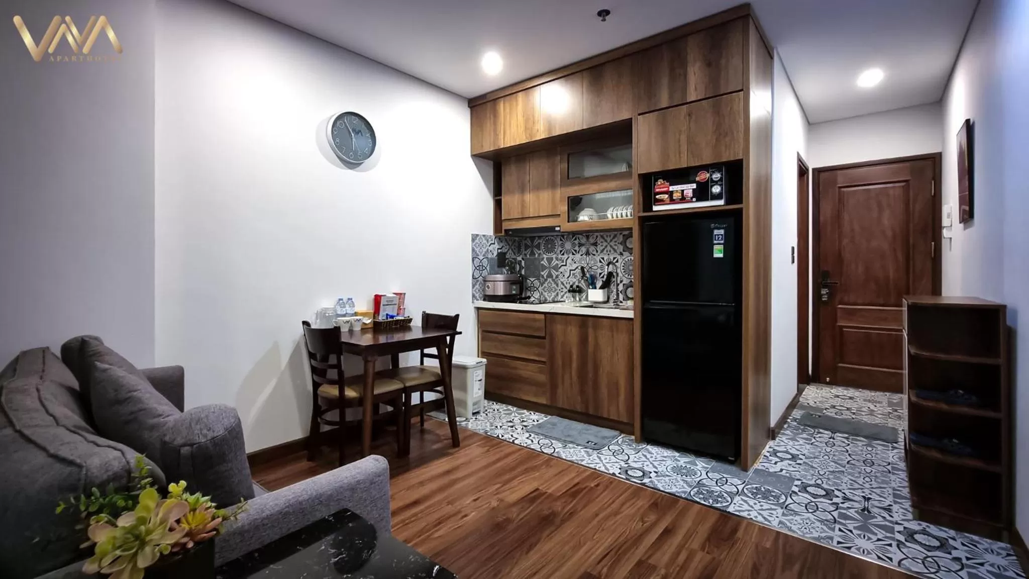 Kitchen or kitchenette in VNAHOMES APARTHOTEL