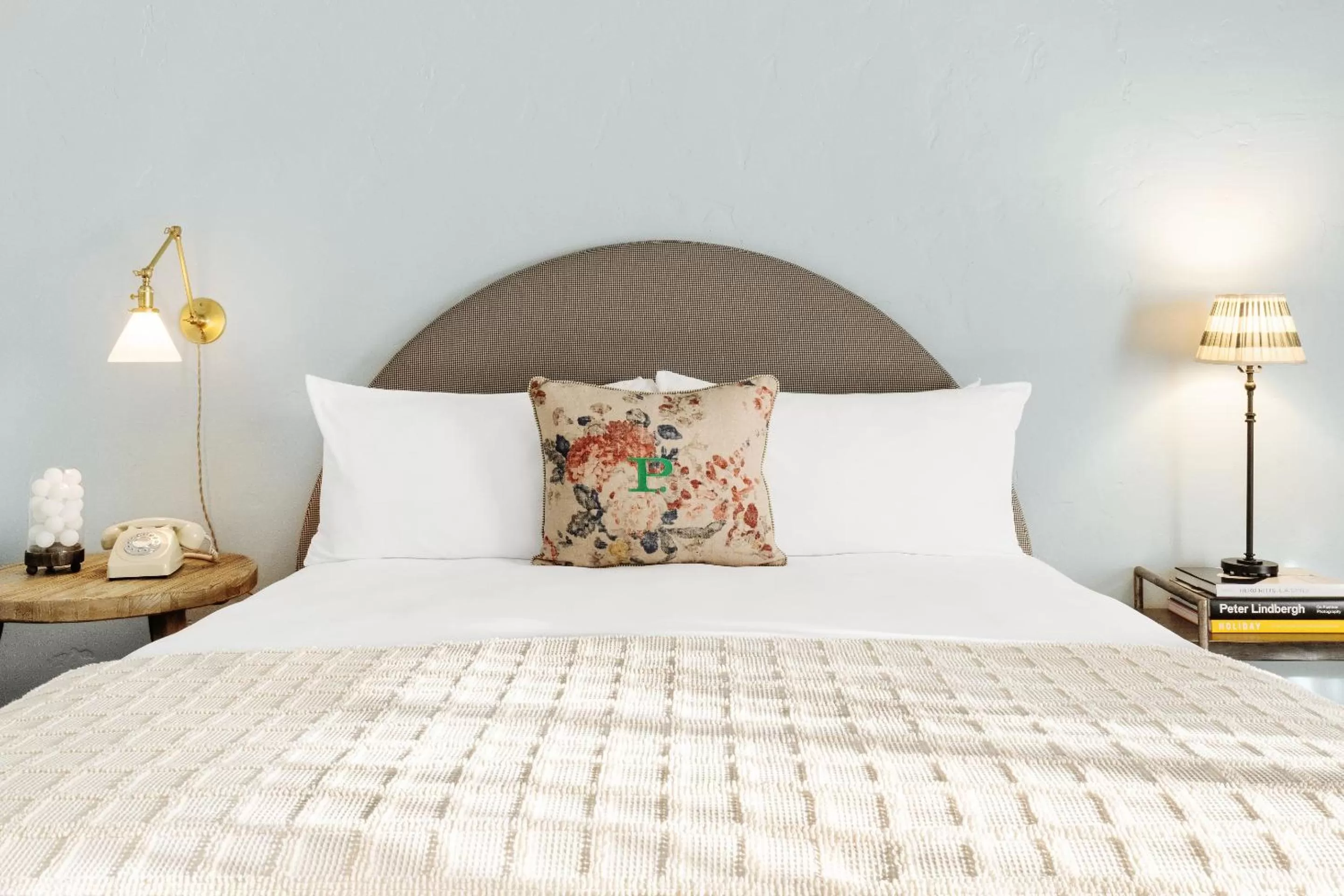 Bed in Palihouse Santa Barbara