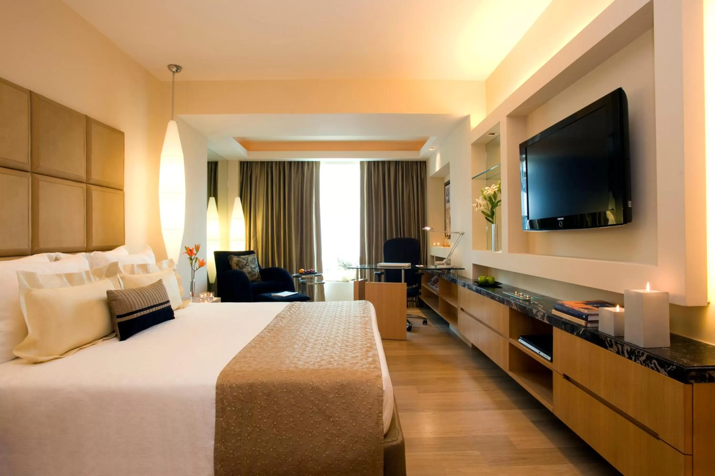 Bed in Taj Club House