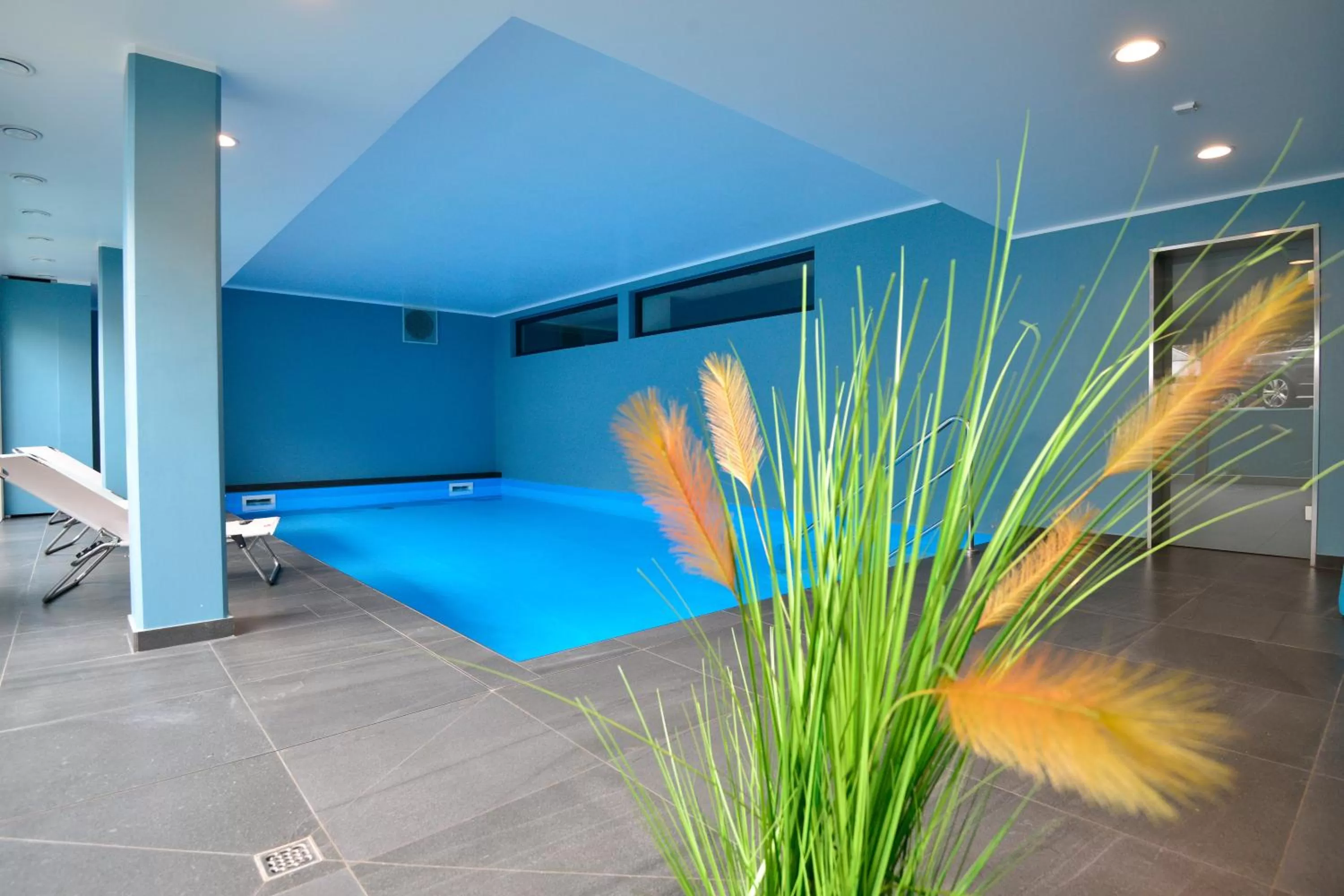 Swimming pool in Parkhotel Residenz