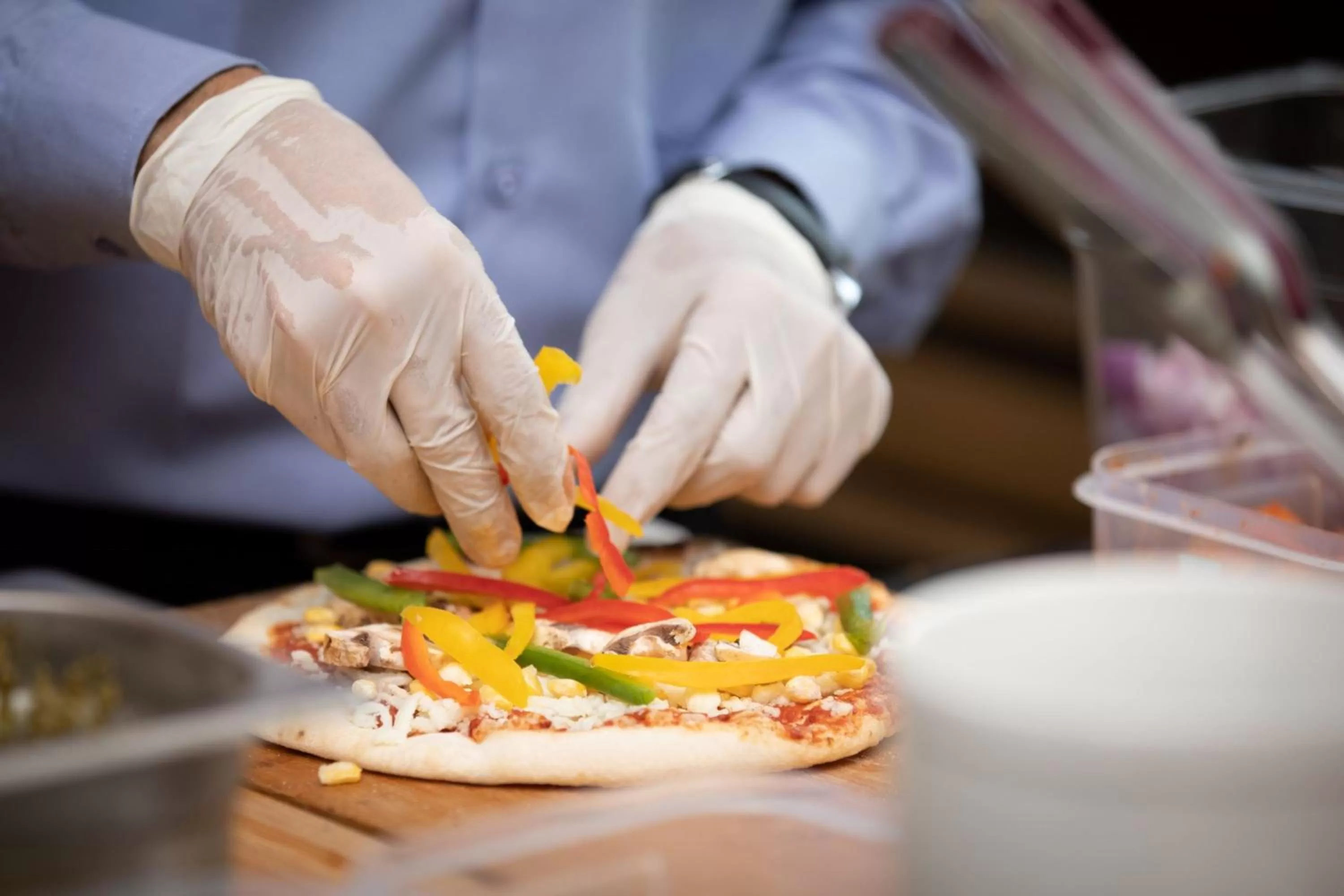 Restaurant/places to eat in Holiday Inn Express Ahmedabad Prahlad Nagar by IHG