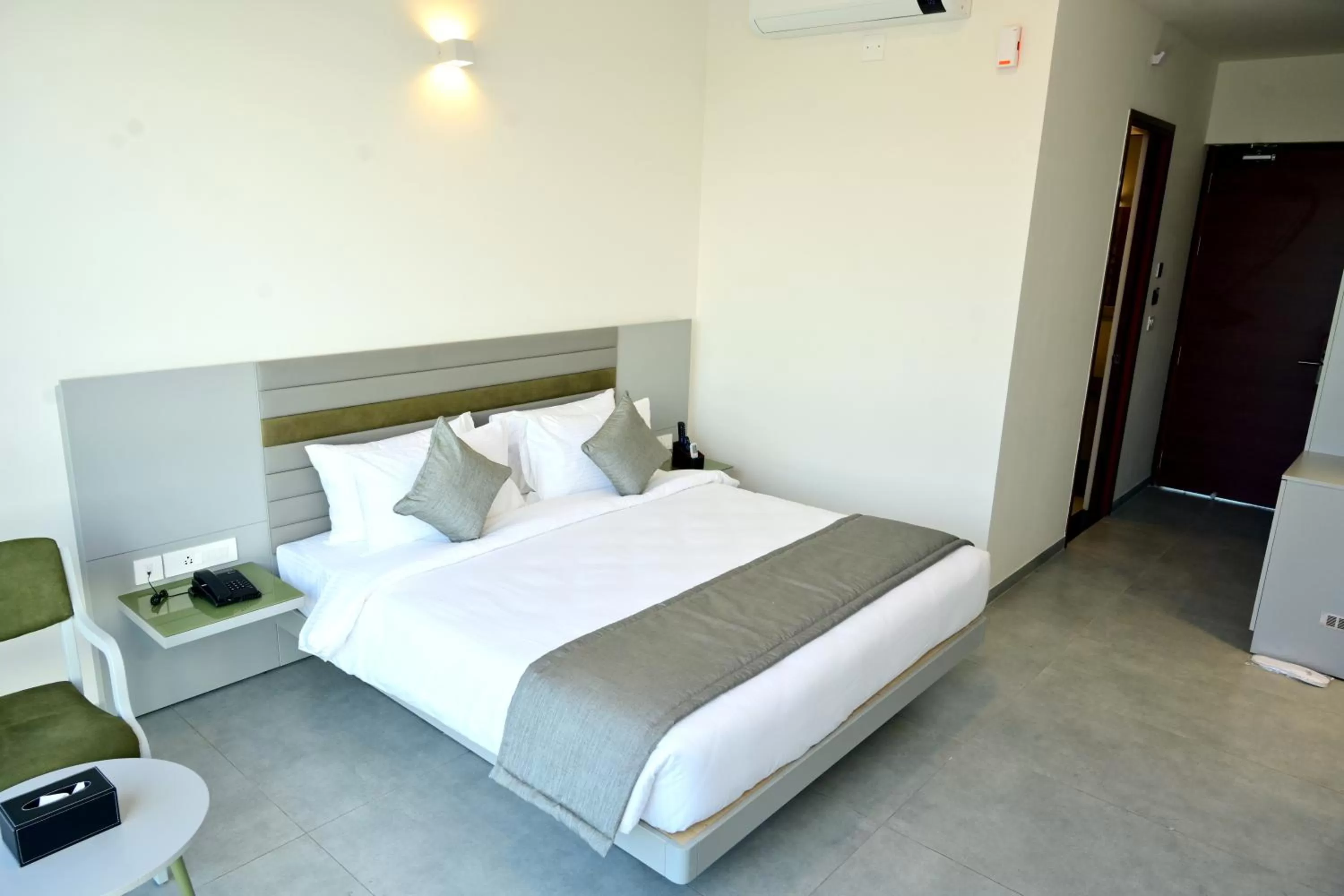 Bed in Clarks Inn Express, KRS road-Mandya, Mysore