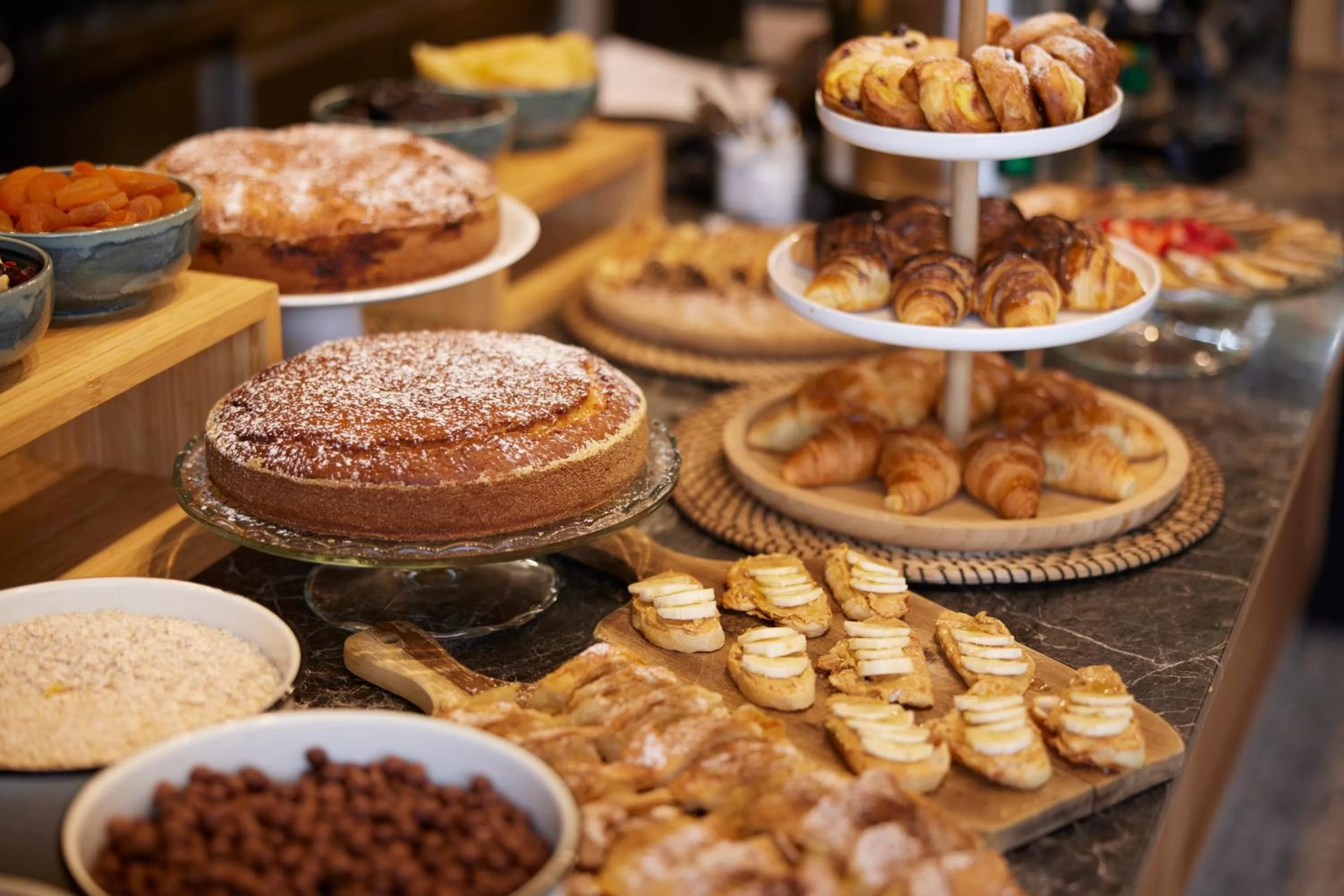 Food and drinks in Noa Hotel