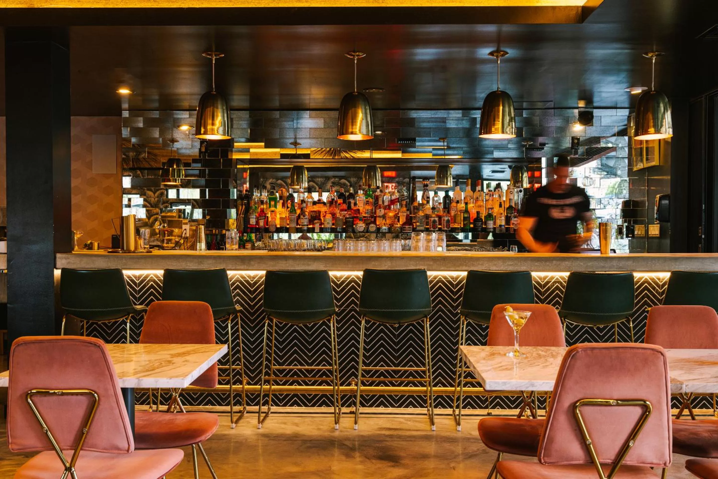 Lounge/Bar in The V powered by Sonder