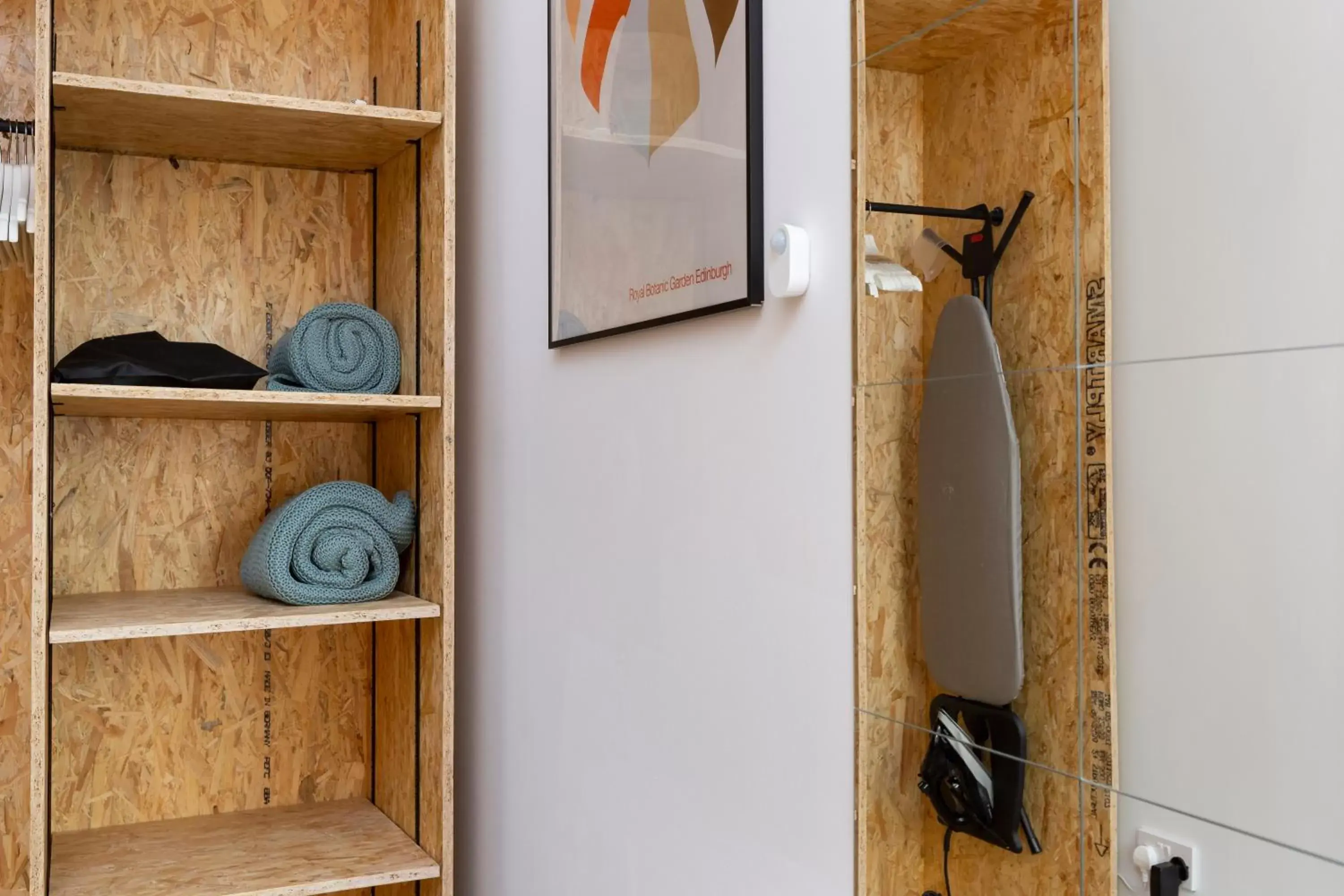 Superior Double Room with Ensuite (Room 6) in On The Walk Superior Double Room with Ensuite (Room 6) in On The Walk