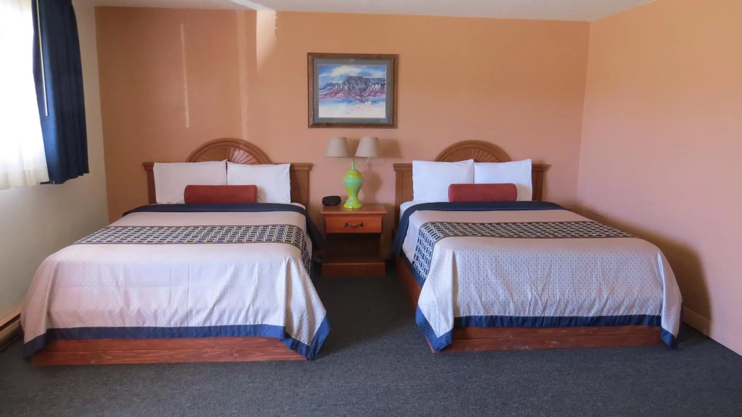 Queen Deluxe Room - single occupancy - Non-Smoking in Casa Lemus Inn Queen Deluxe Room - single occupancy - Non-Smoking in Casa Lemus Inn