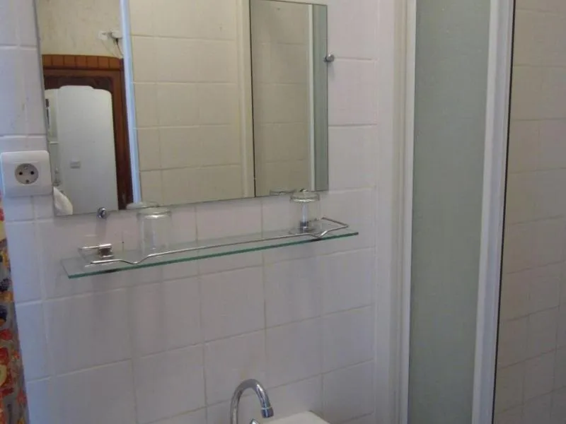 Bathroom in Hotel d'Orléans Paris Gare de l'Est