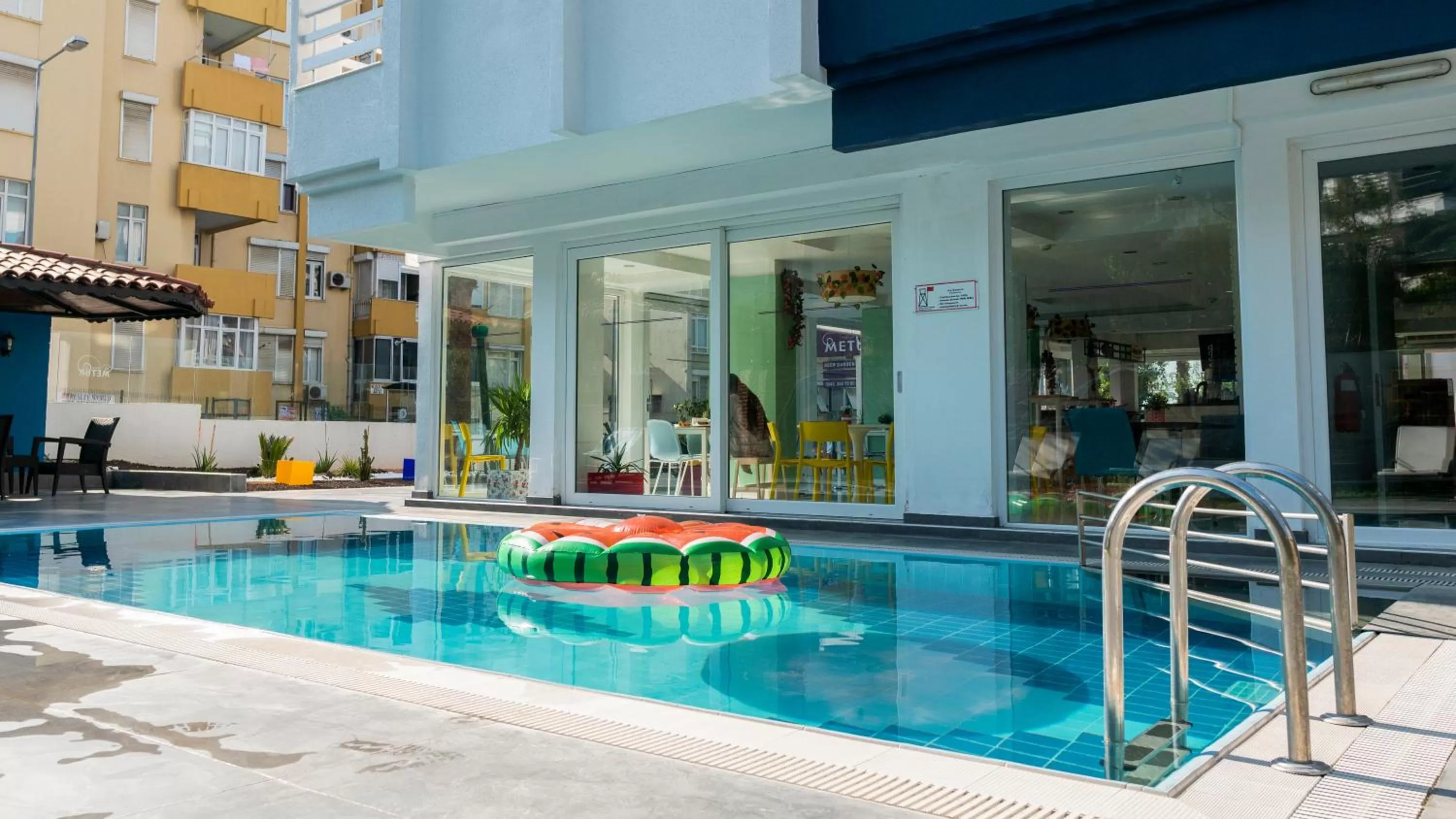 Standard Twin Room in Mene City Hotel