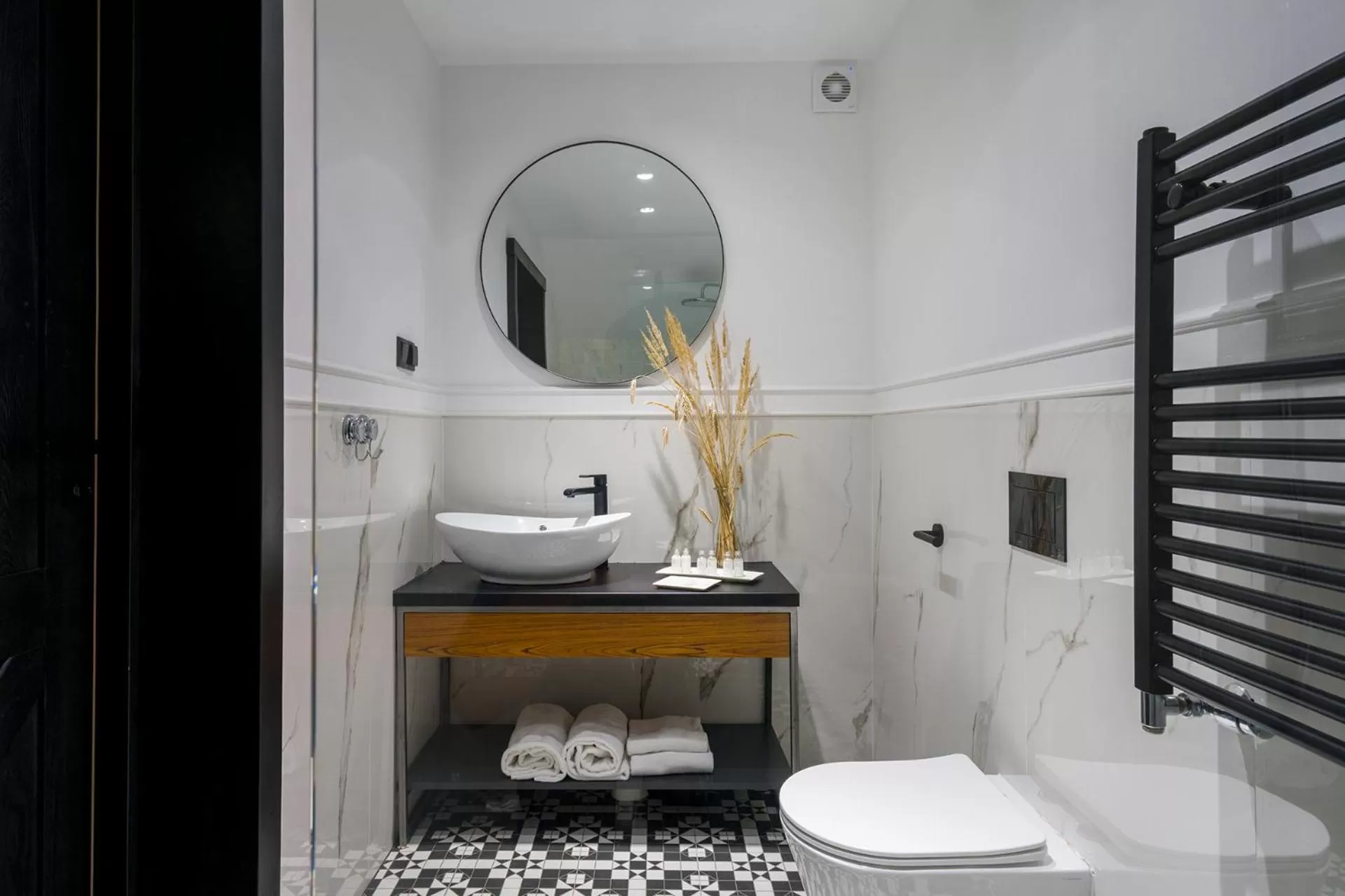 Shower in Kurort Kameralny