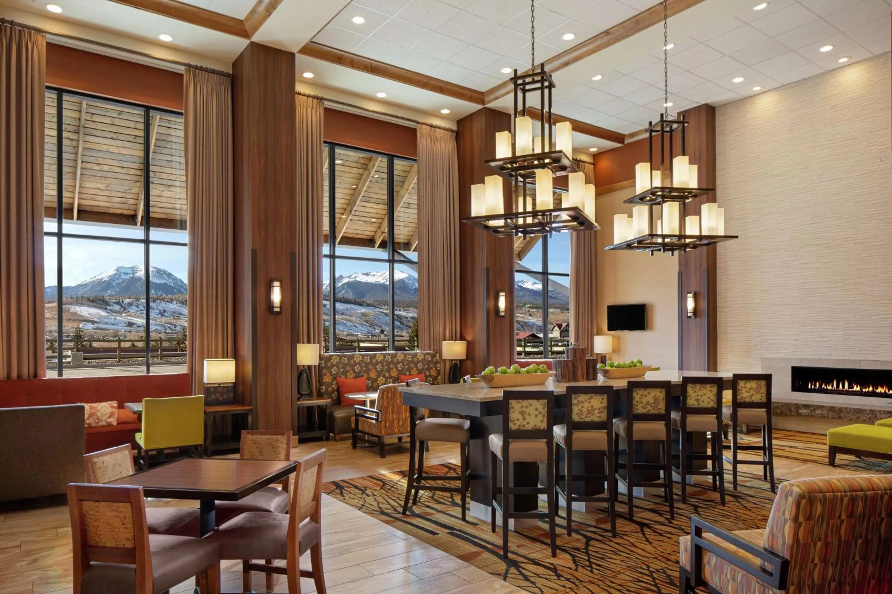 Lobby or reception in Hampton Inn & Suites Silverthorne