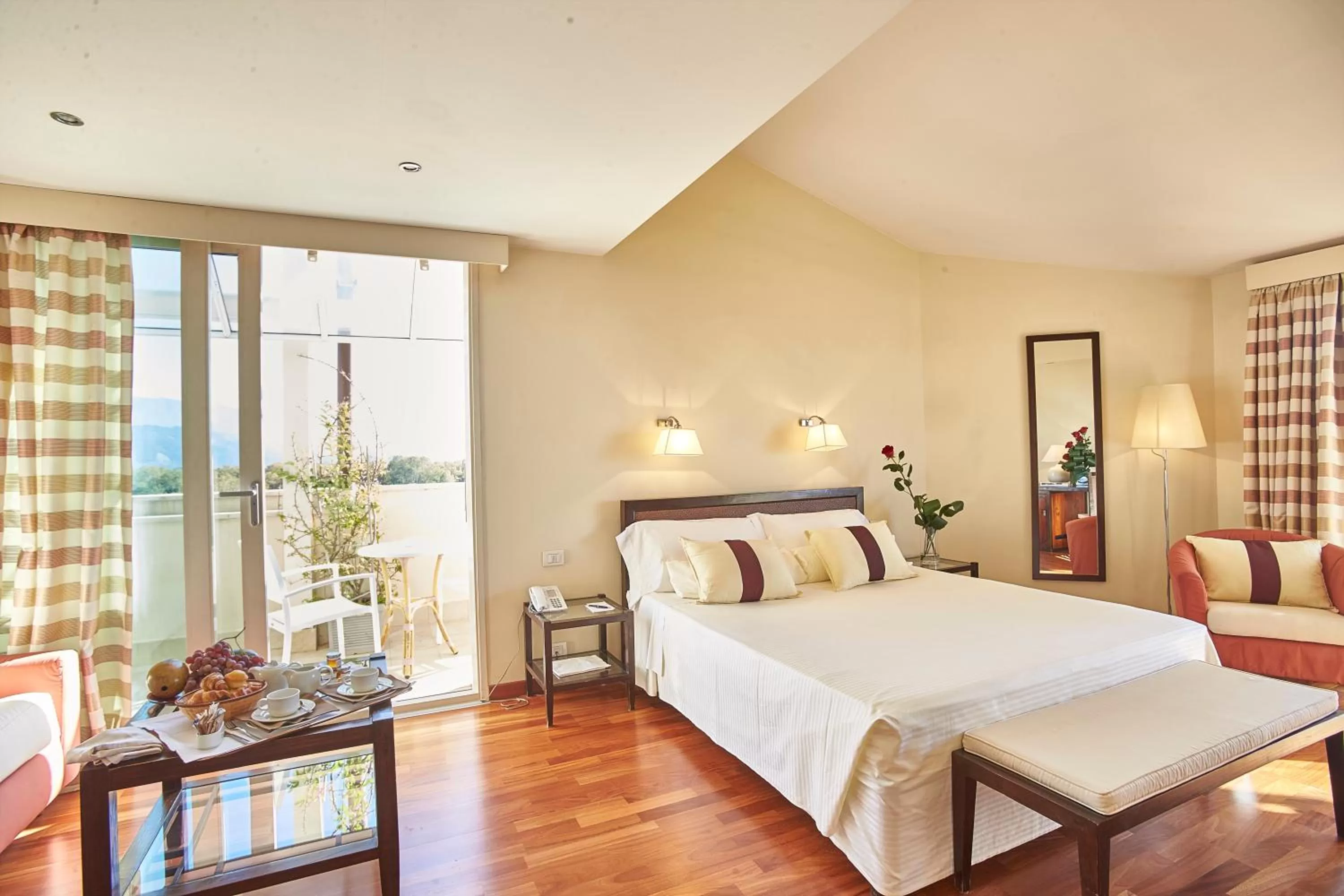 Photo of the whole room, Bed in Hotel Sina Astor