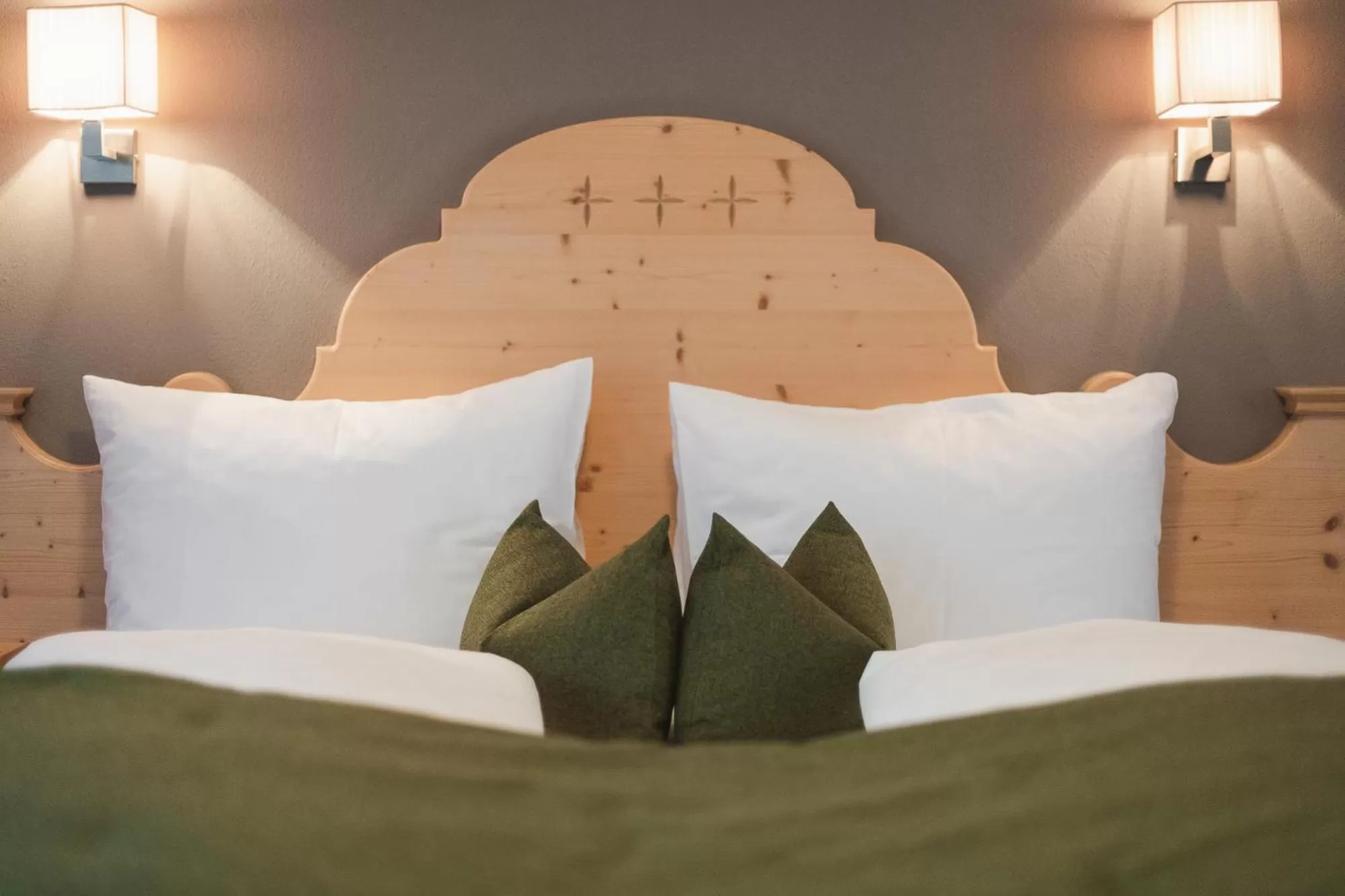 Staff, Bed in Hotel Kesslwirt