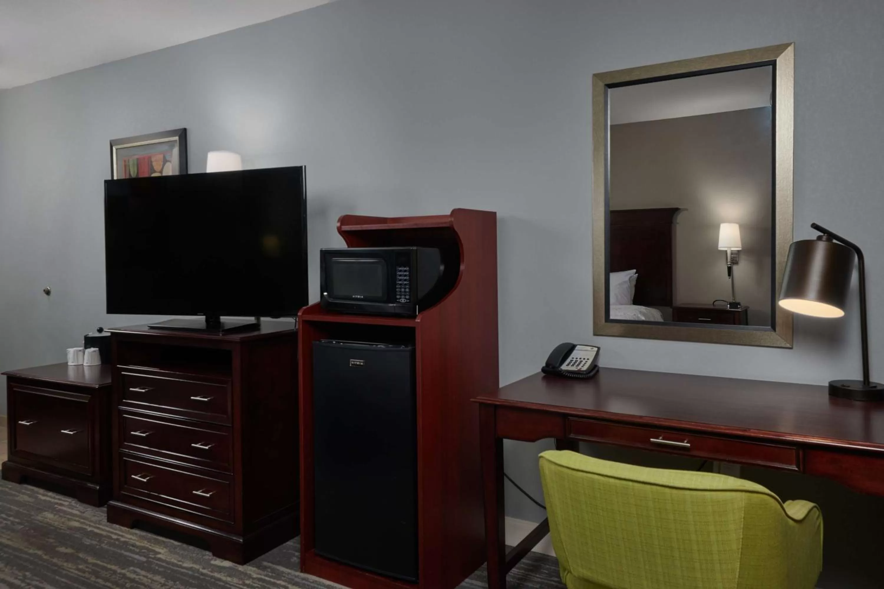 Bedroom in Hampton Inn & Suites Denver/Highlands Ranch