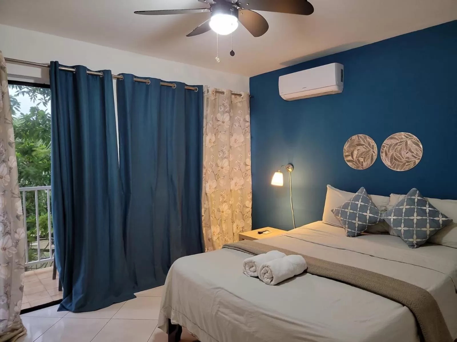 Bedroom, Bed in Hotel Sea Breeze Sosua