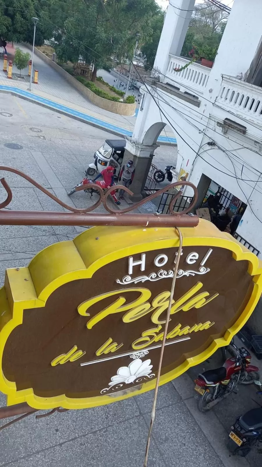 Logo/Certificate/Sign in Perla De La Sabana