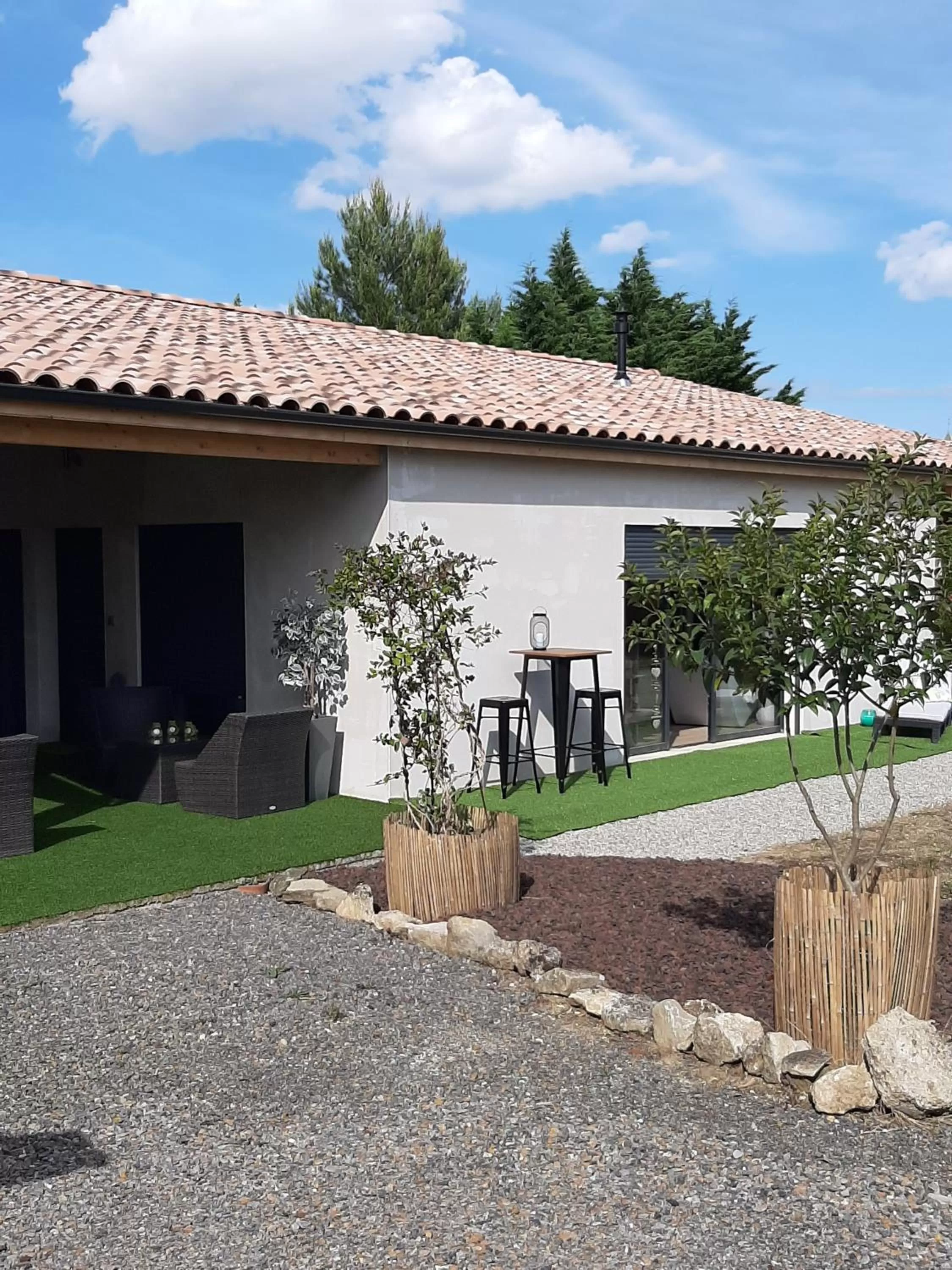 La Villa Claudia Jardin et Spa