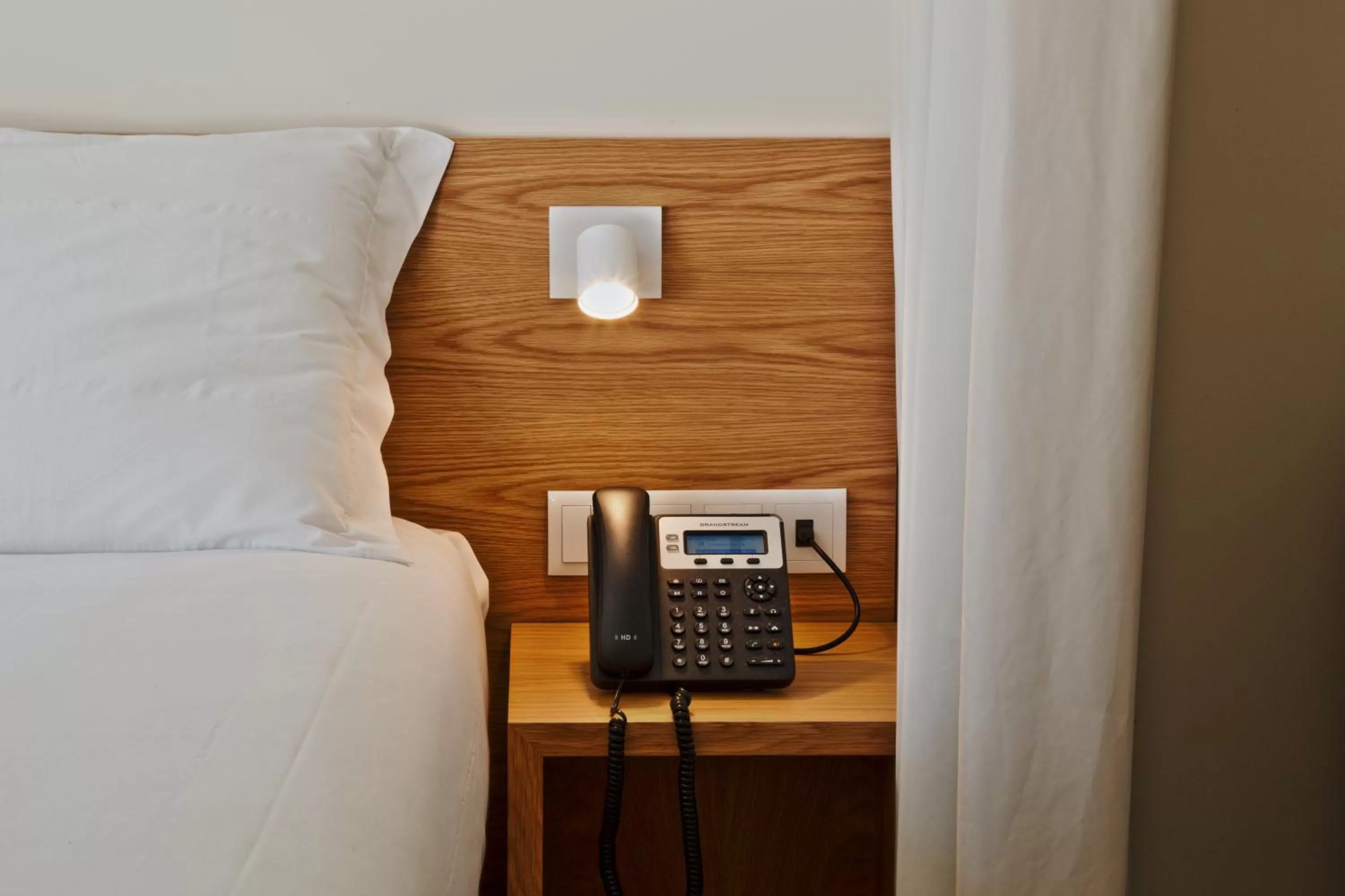 Bedroom, Bed in Hotel Spot Family Suites