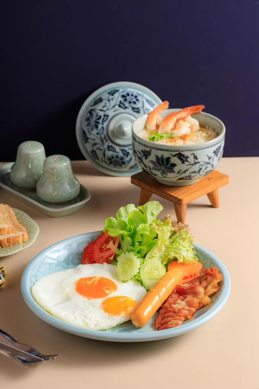 American breakfast in Amata Lanna Village อมตะล้านนาวิลเลจ