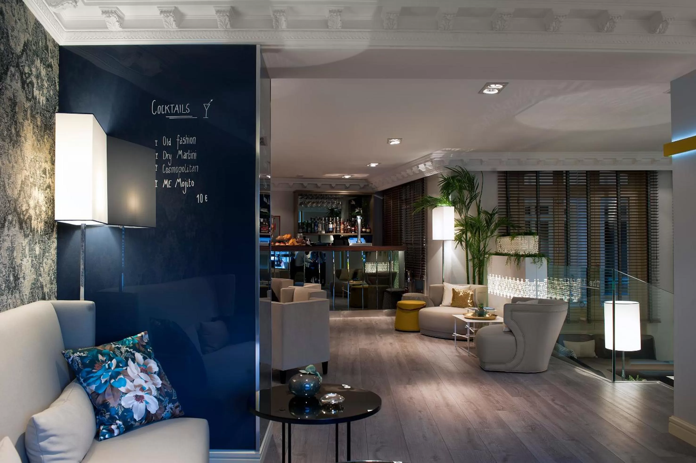 Lounge or bar in Hotel Sardinero Madrid