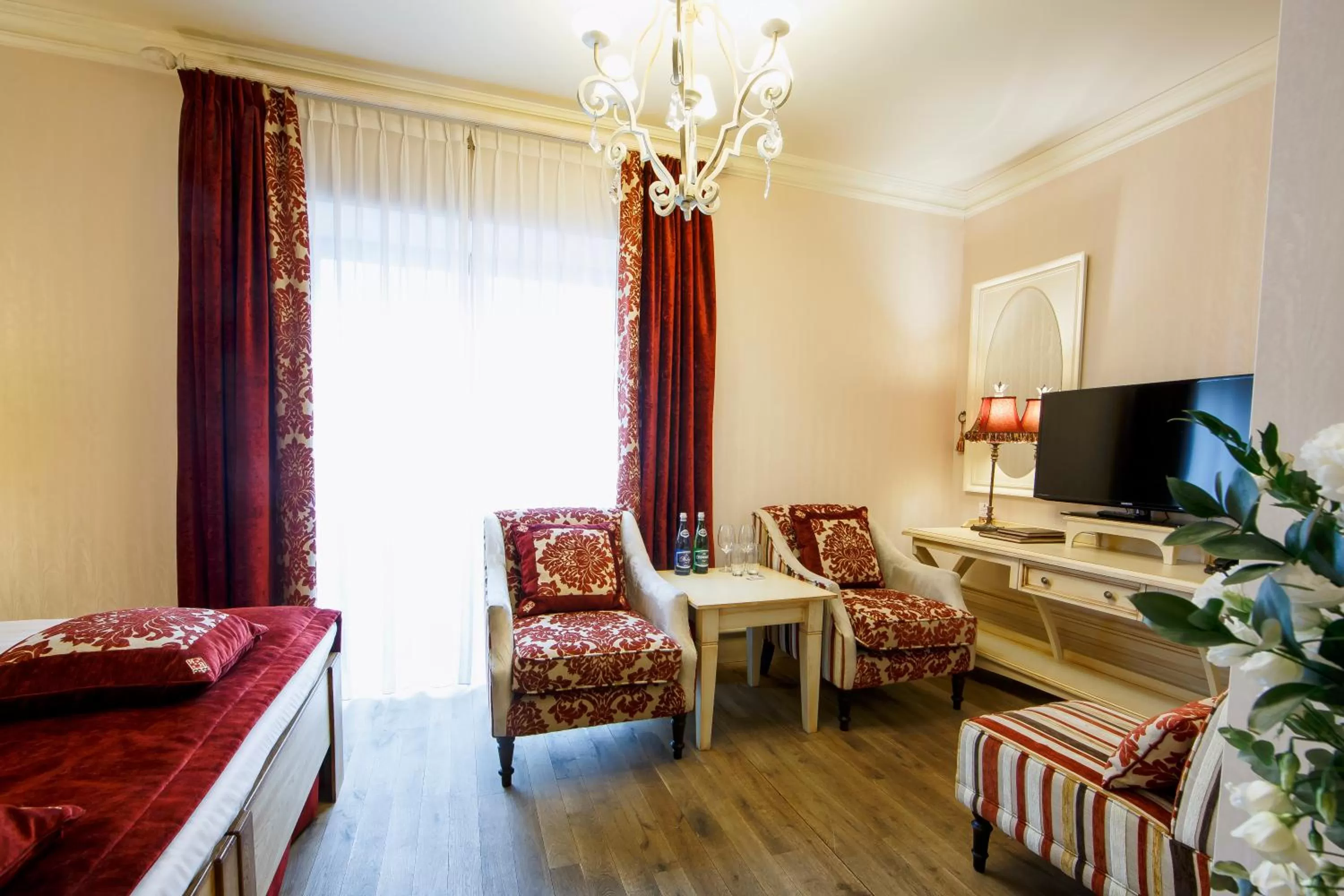 Photo of the whole room in Hotel Król Kazimierz