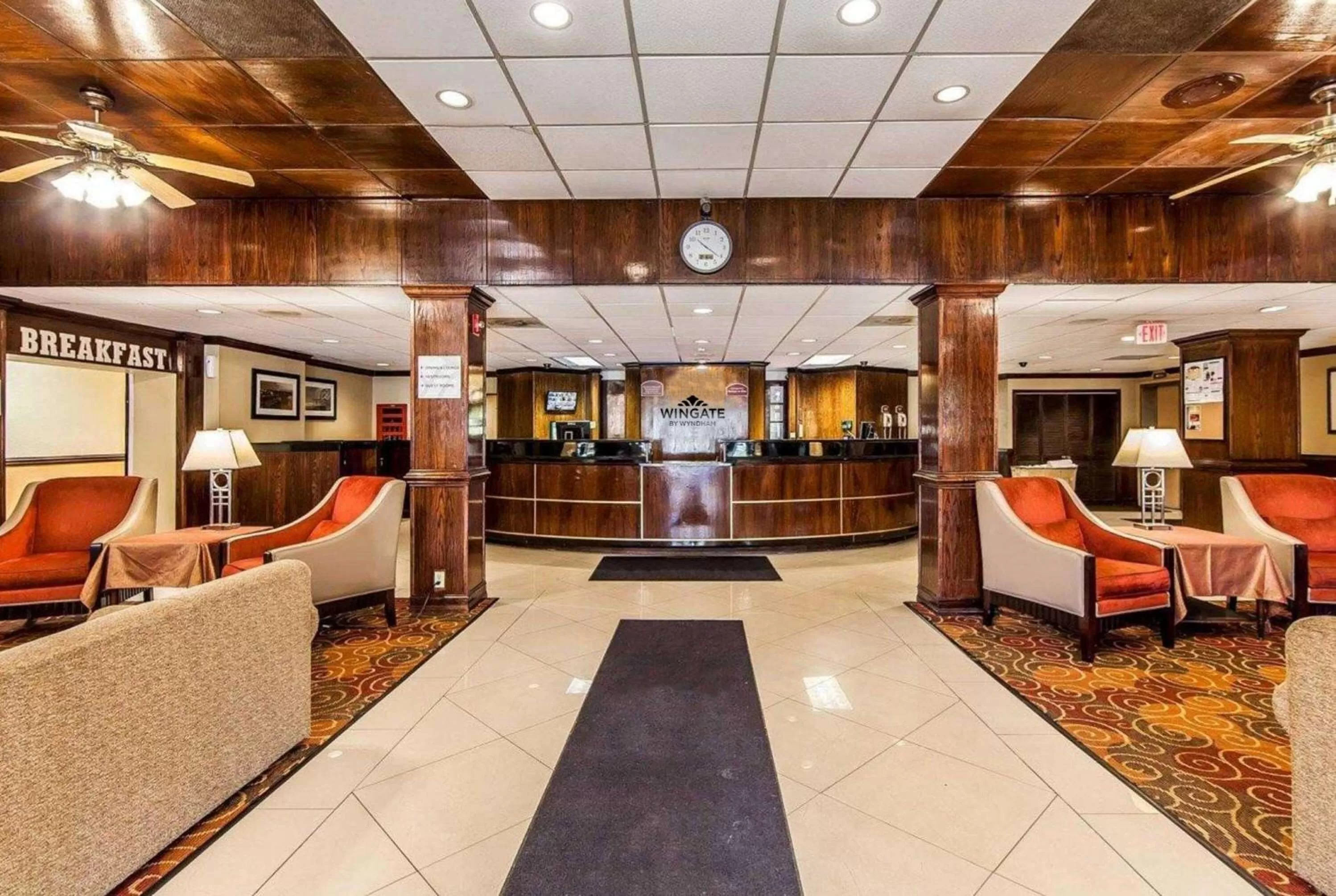 Lobby or reception in Wingate by Wyndham Marietta Conference Center Ohio