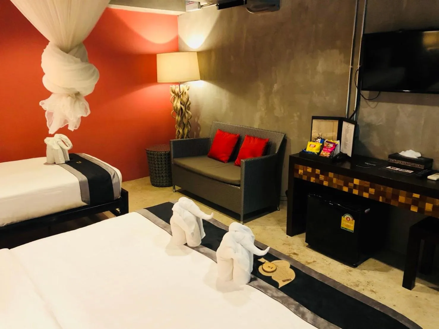 Bedroom, Bed in Thapae Loft