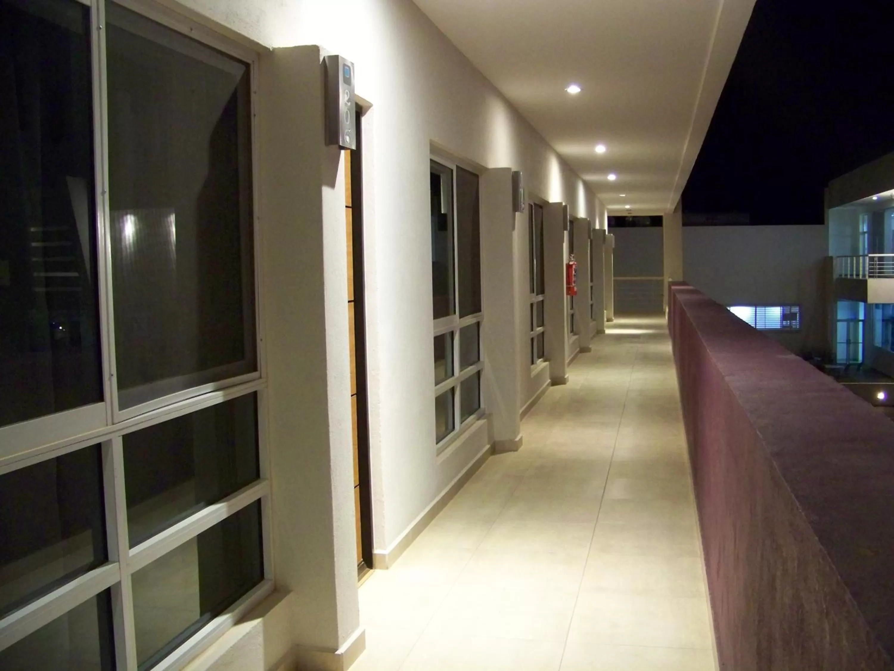 Property building, Balcony/Terrace in Hotel Oasis