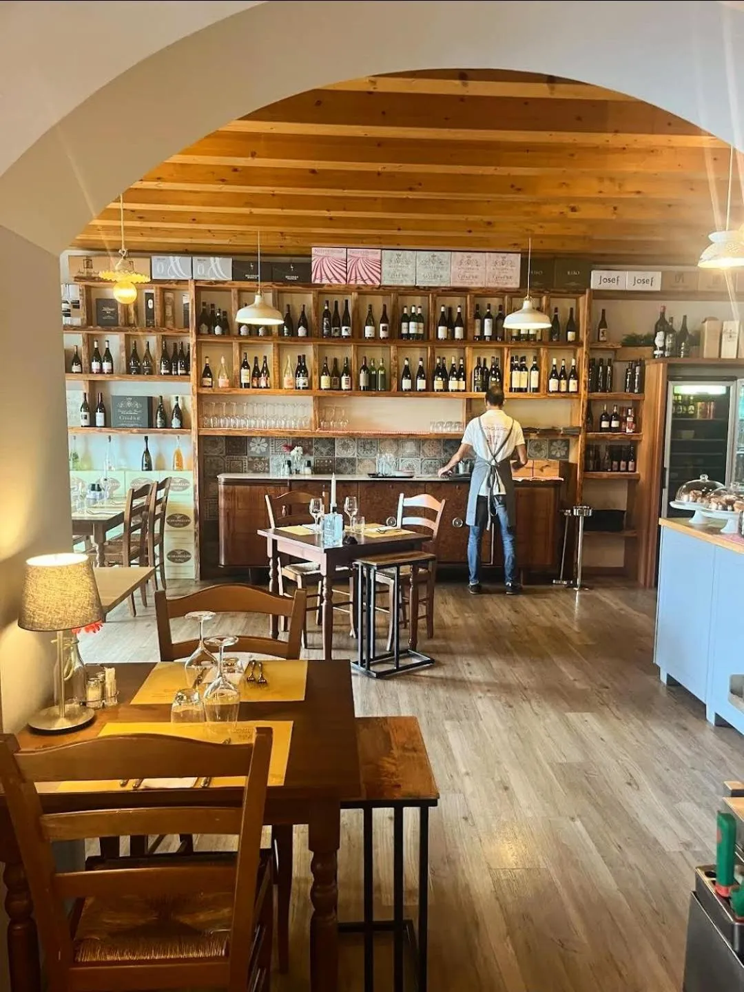 Restaurant/places to eat in Locanda Avanguardia