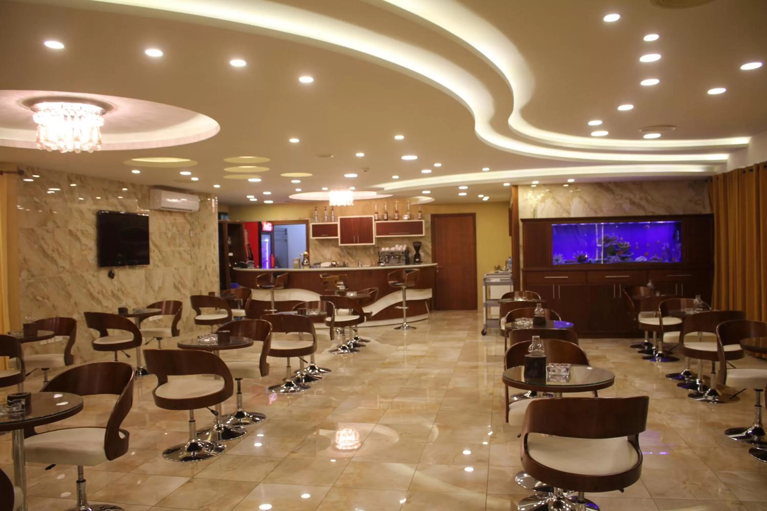 Restaurant/Places to Eat in Saleem Afandi Hotel