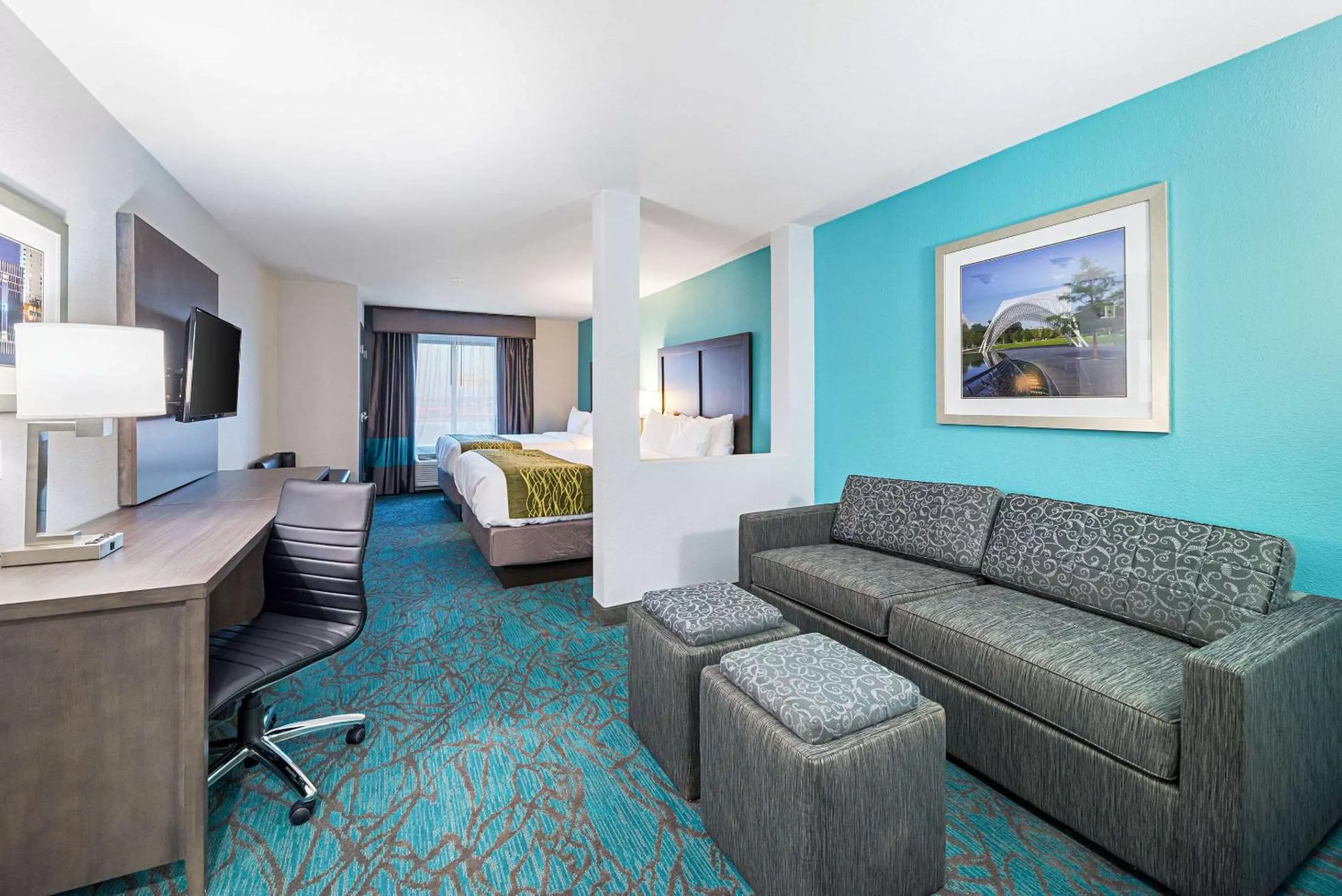 Photo of the whole room in Comfort Inn & Suites Oklahoma City near Bricktown