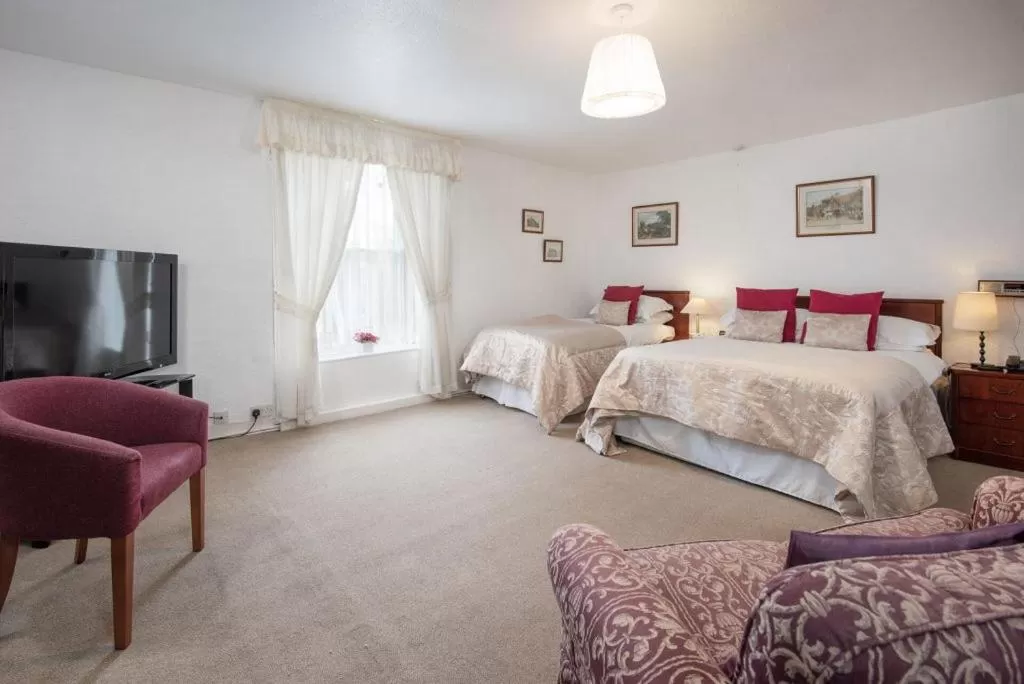 Tankerville Arms Hotel