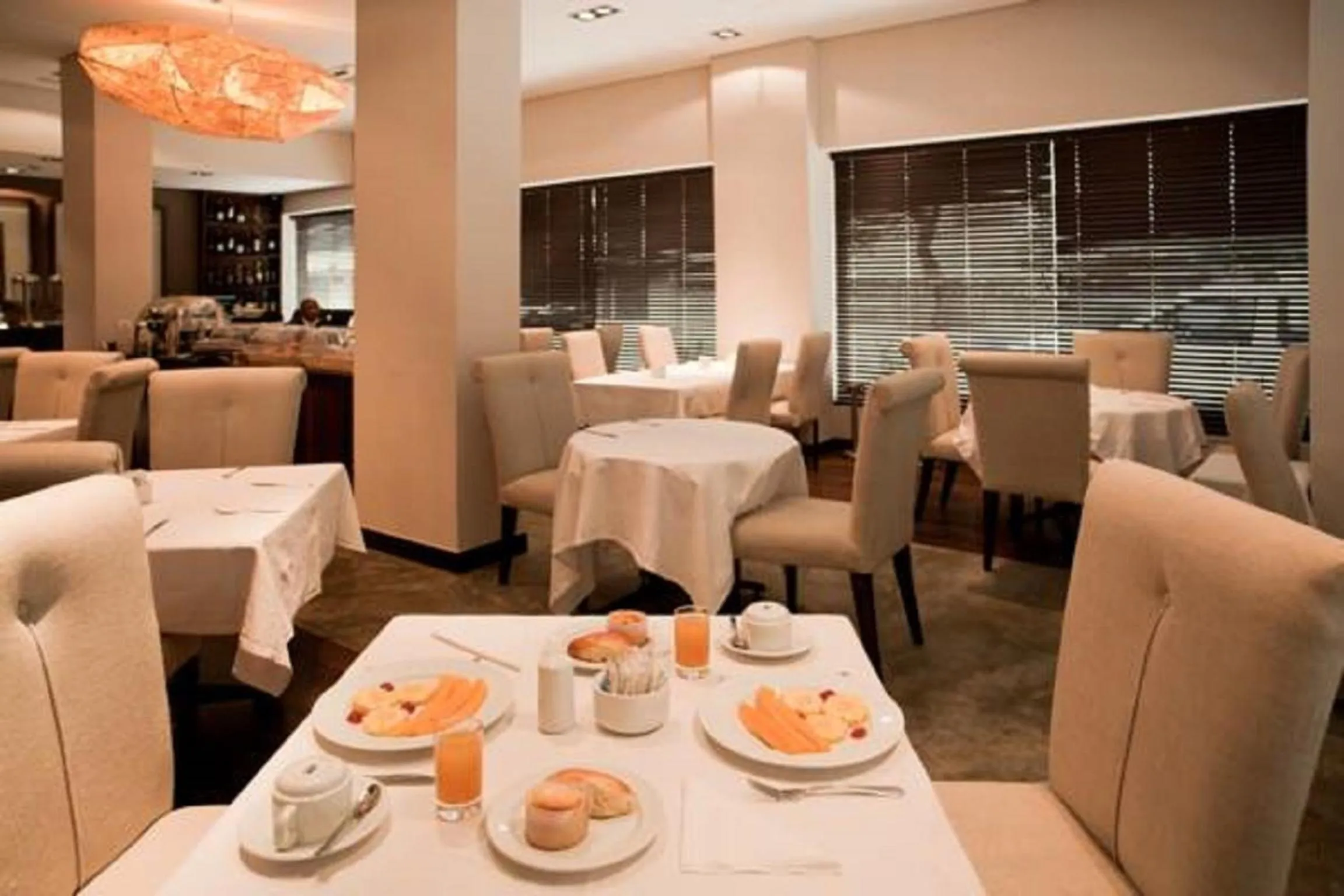 Restaurant/places to eat in Hotel Tivoli Beira