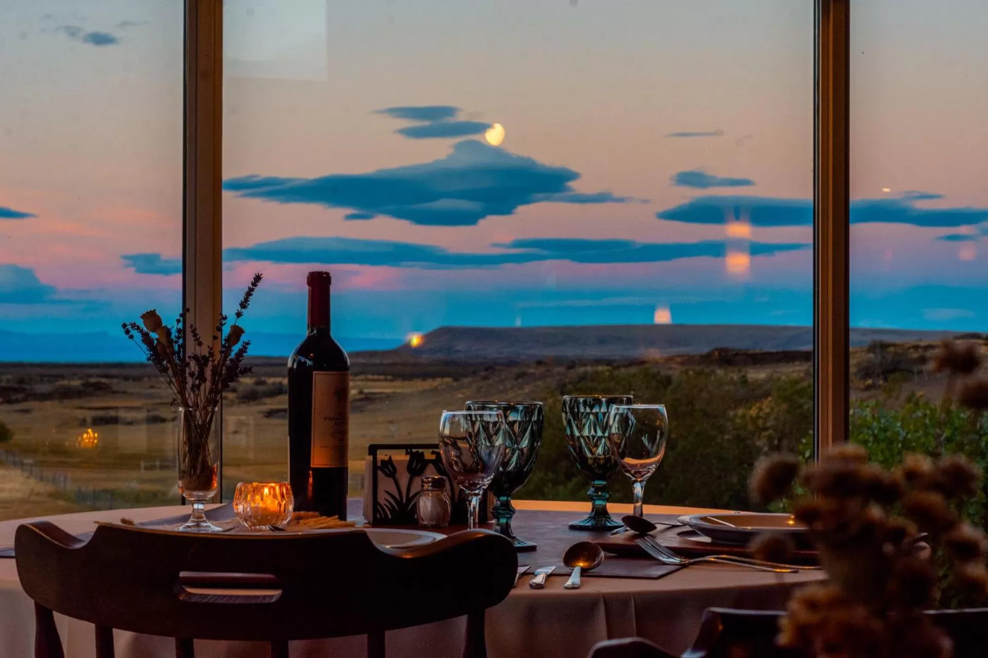 Restaurant/Places to Eat in Hostería El Galpón Del Glaciar