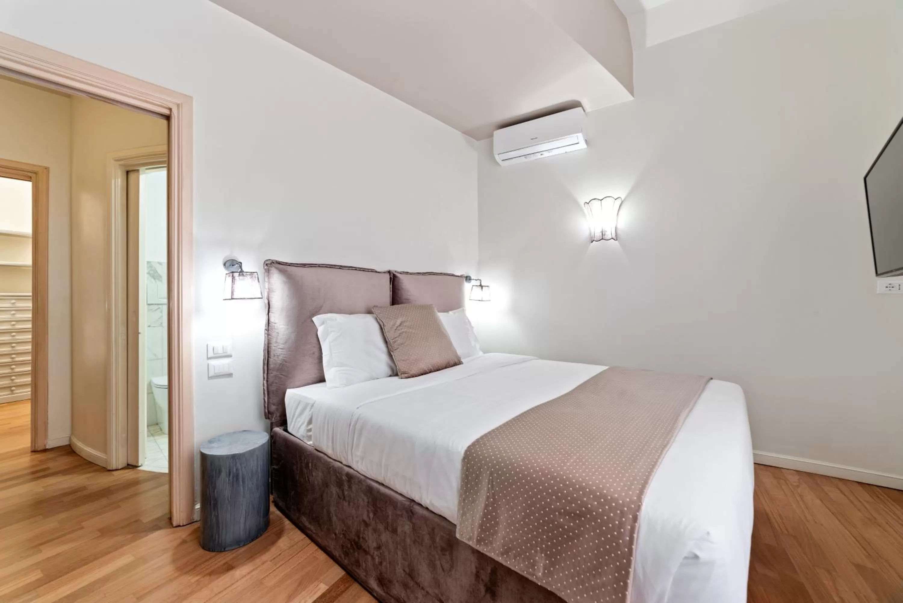 Bed in BMGA l ViaPaola43 Palace